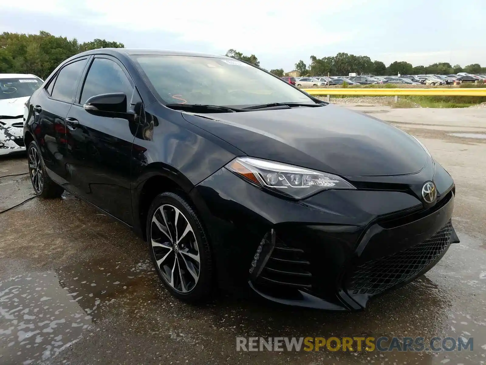 1 Photograph of a damaged car 5YFBURHE7KP913493 TOYOTA COROLLA 2019