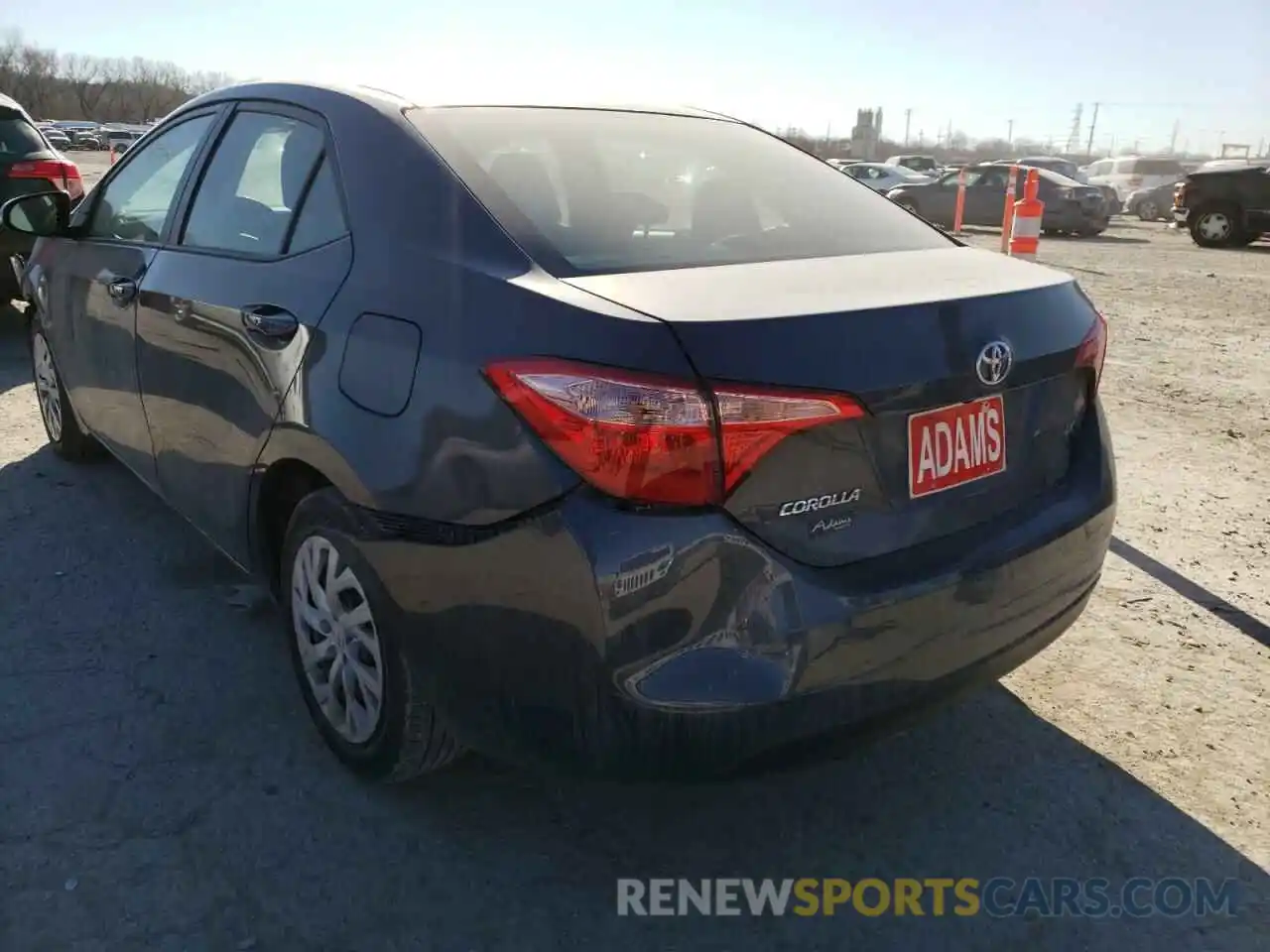 3 Photograph of a damaged car 5YFBURHE7KP913509 TOYOTA COROLLA 2019