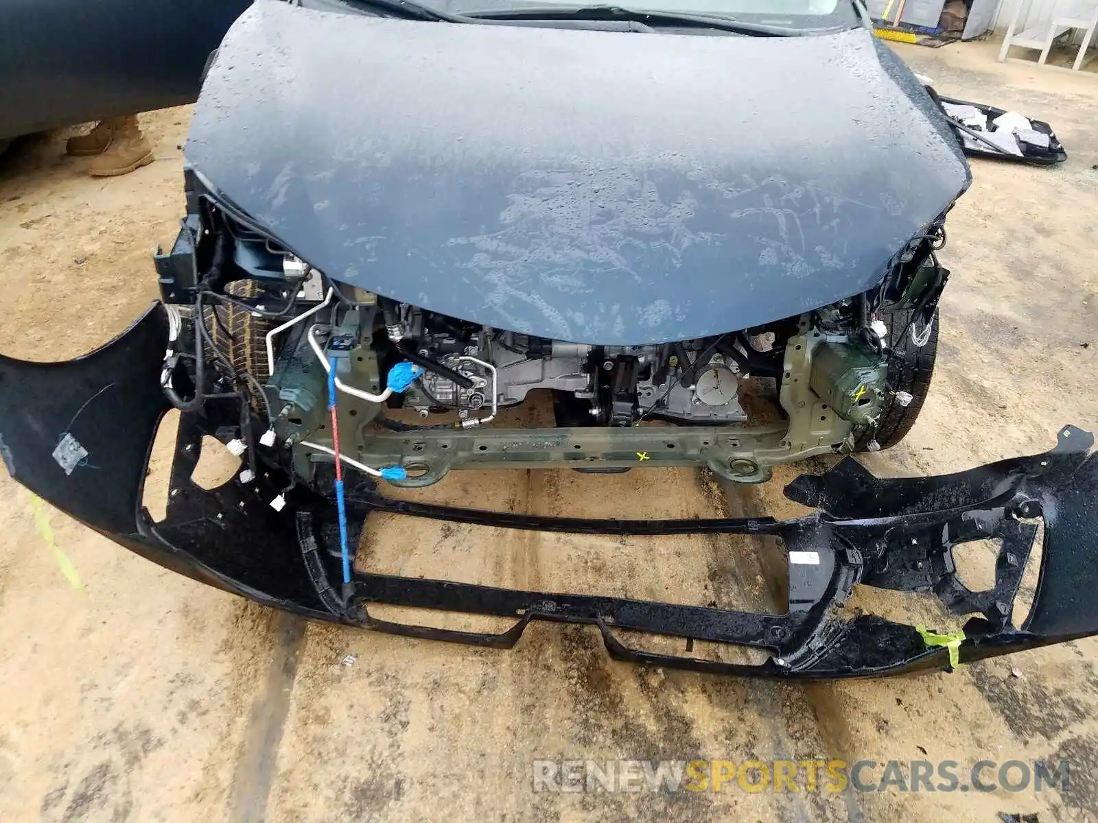 9 Photograph of a damaged car 5YFBURHE7KP913526 TOYOTA COROLLA 2019
