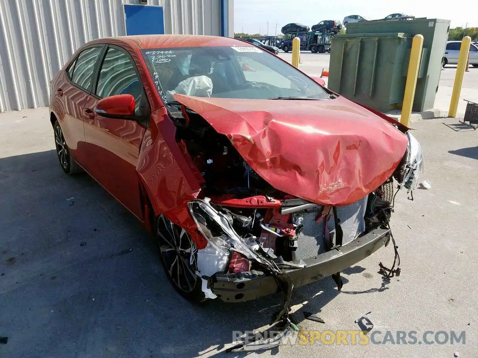 1 Photograph of a damaged car 5YFBURHE7KP914031 TOYOTA COROLLA 2019