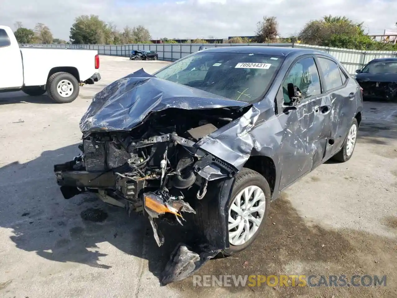 2 Photograph of a damaged car 5YFBURHE7KP914482 TOYOTA COROLLA 2019