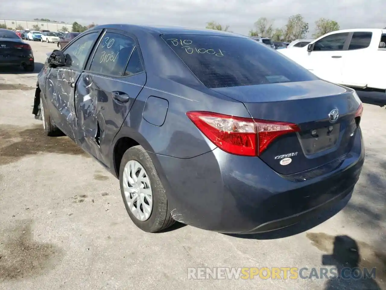 3 Photograph of a damaged car 5YFBURHE7KP914482 TOYOTA COROLLA 2019