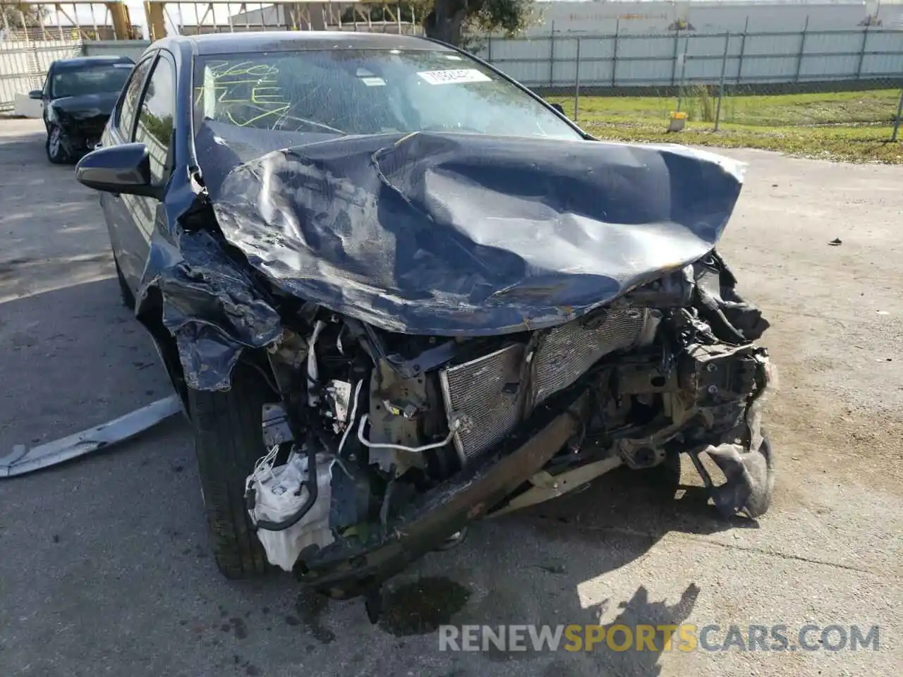 9 Photograph of a damaged car 5YFBURHE7KP914482 TOYOTA COROLLA 2019