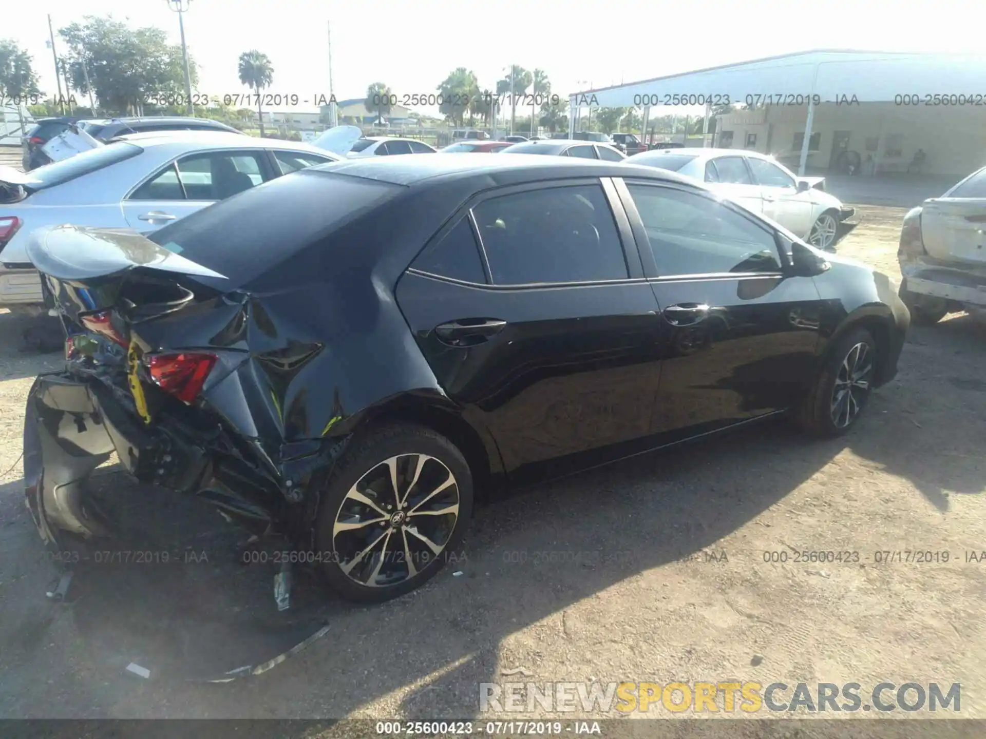 4 Photograph of a damaged car 5YFBURHE7KP914904 TOYOTA COROLLA 2019