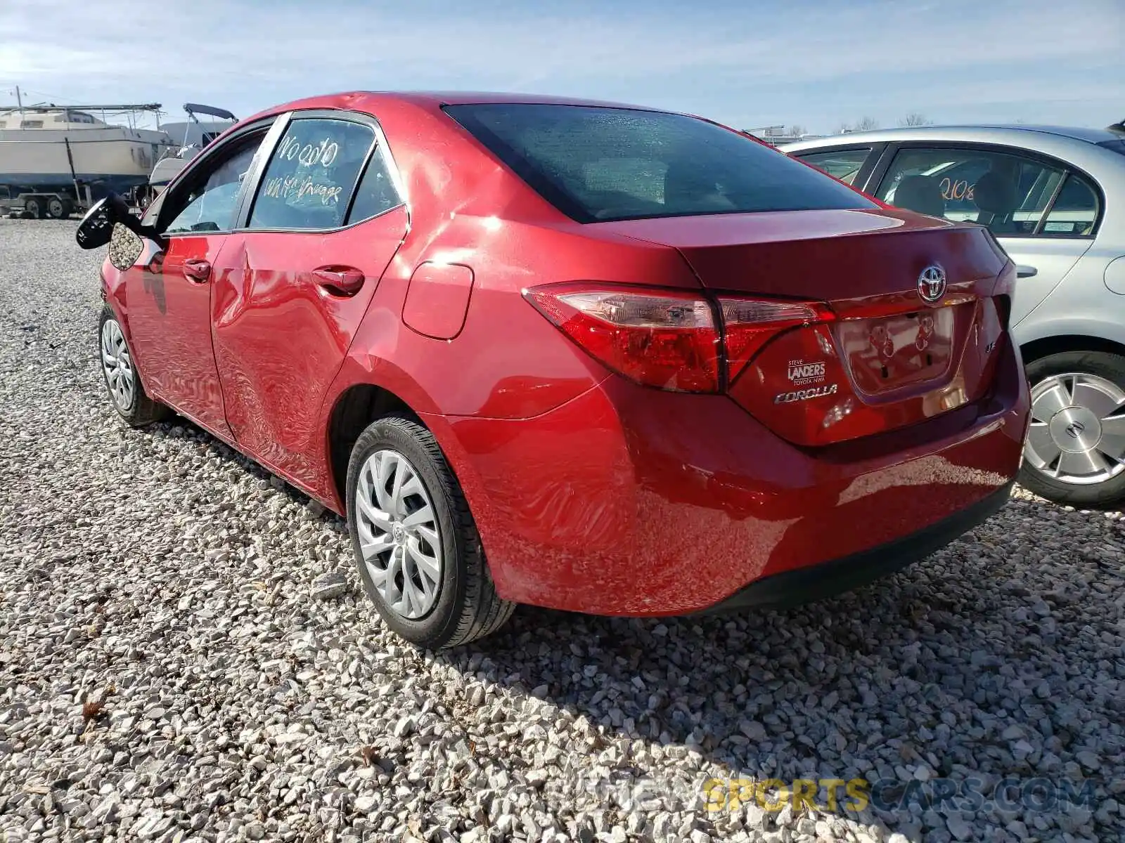 3 Photograph of a damaged car 5YFBURHE7KP915972 TOYOTA COROLLA 2019