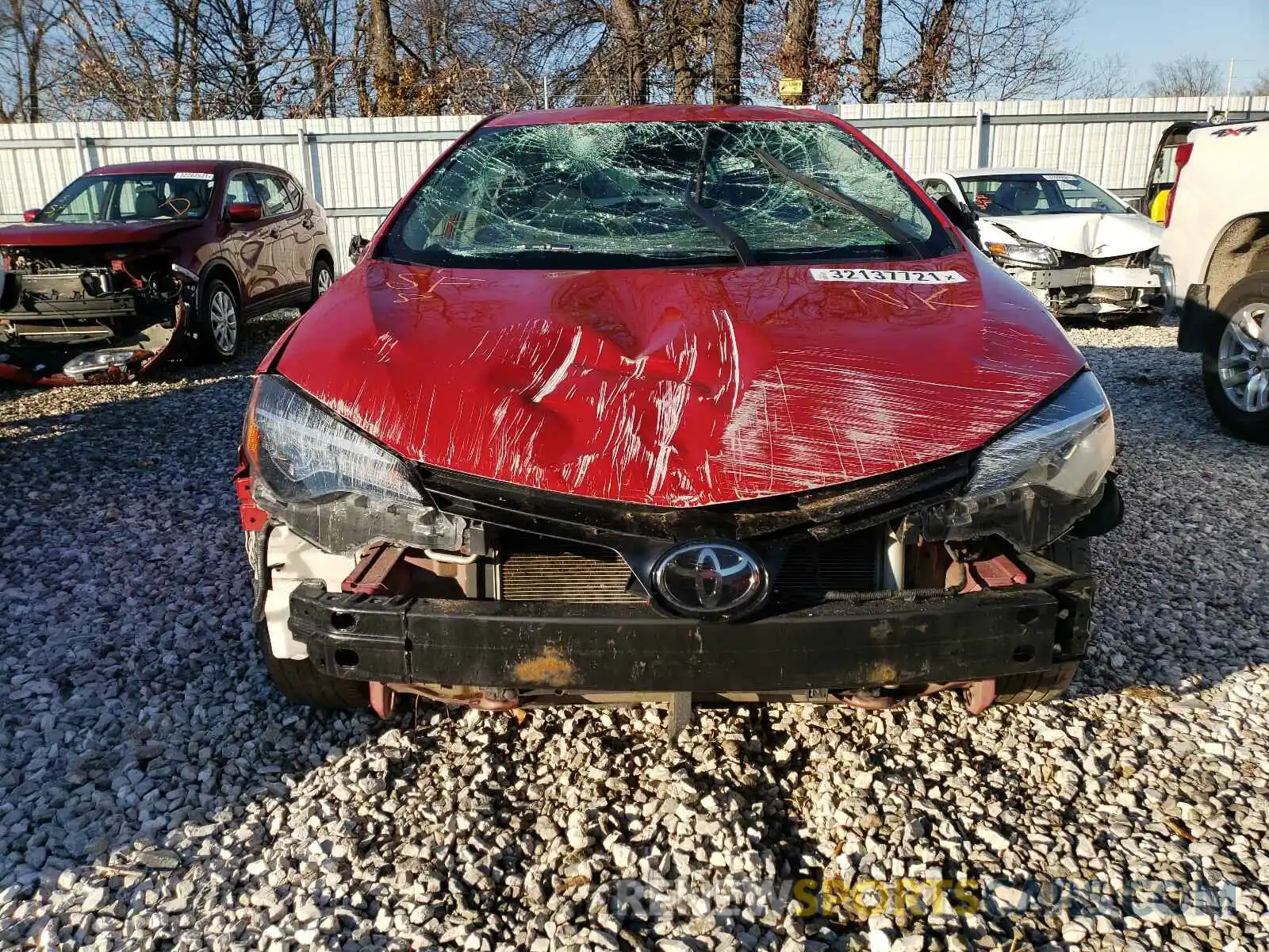 9 Photograph of a damaged car 5YFBURHE7KP915972 TOYOTA COROLLA 2019