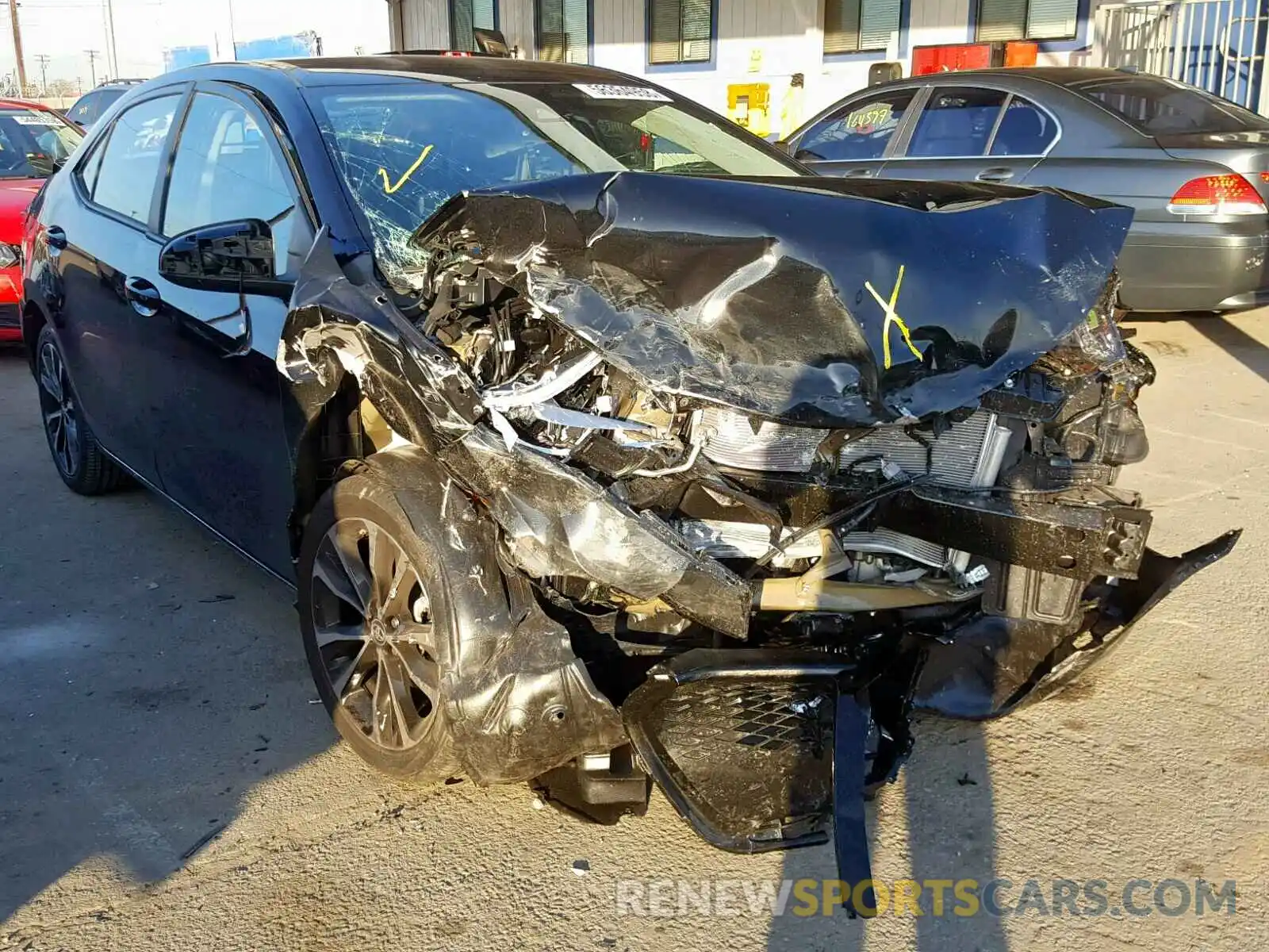 1 Photograph of a damaged car 5YFBURHE7KP915986 TOYOTA COROLLA 2019