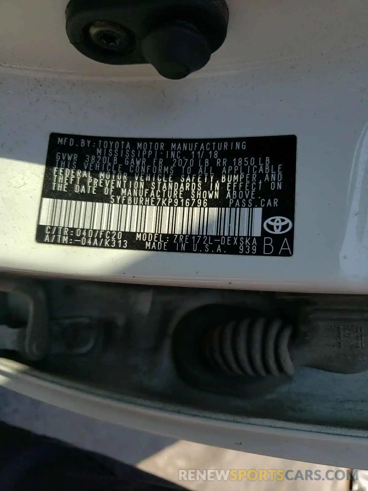 10 Photograph of a damaged car 5YFBURHE7KP916796 TOYOTA COROLLA 2019