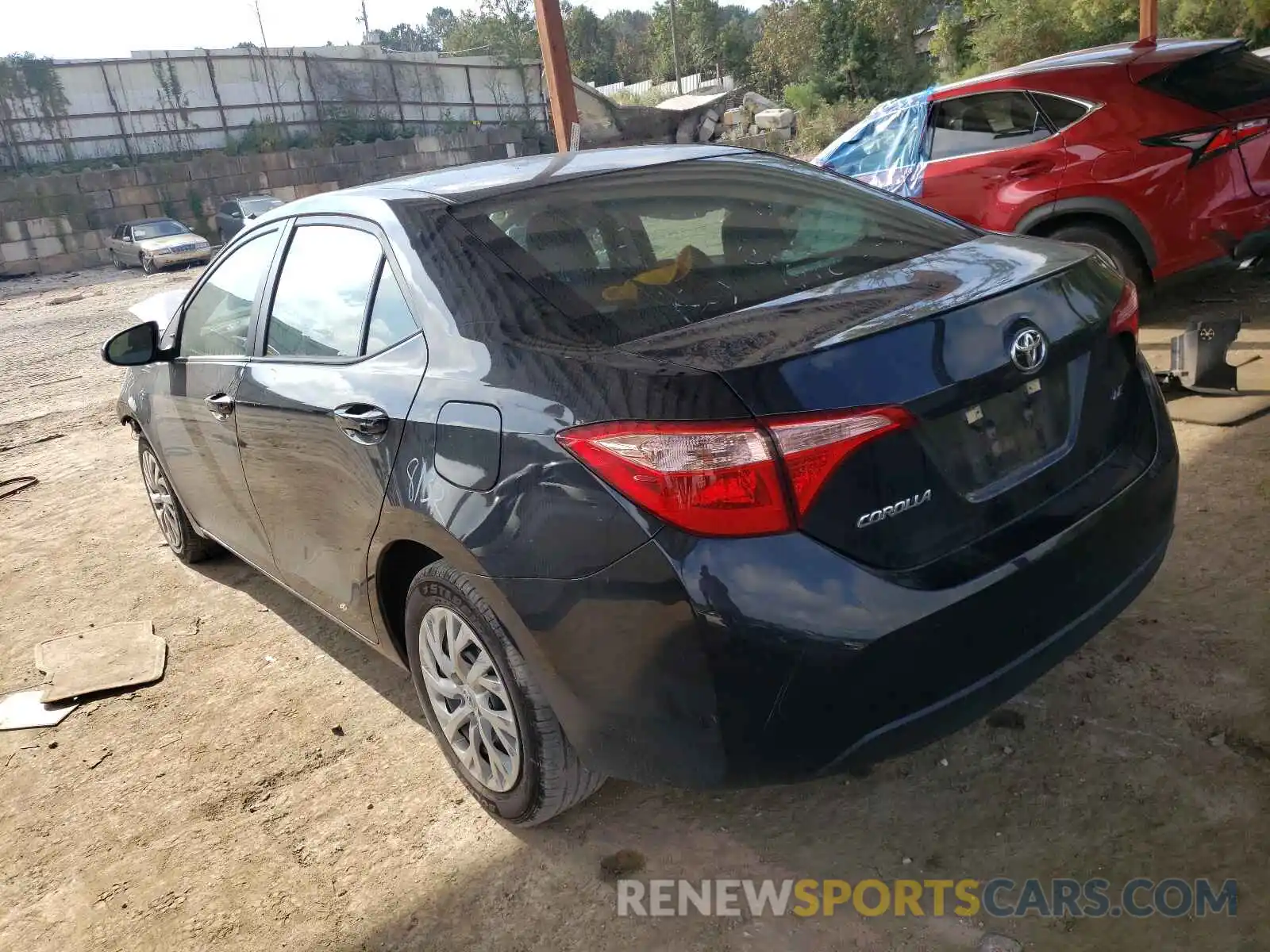 3 Photograph of a damaged car 5YFBURHE7KP917057 TOYOTA COROLLA 2019