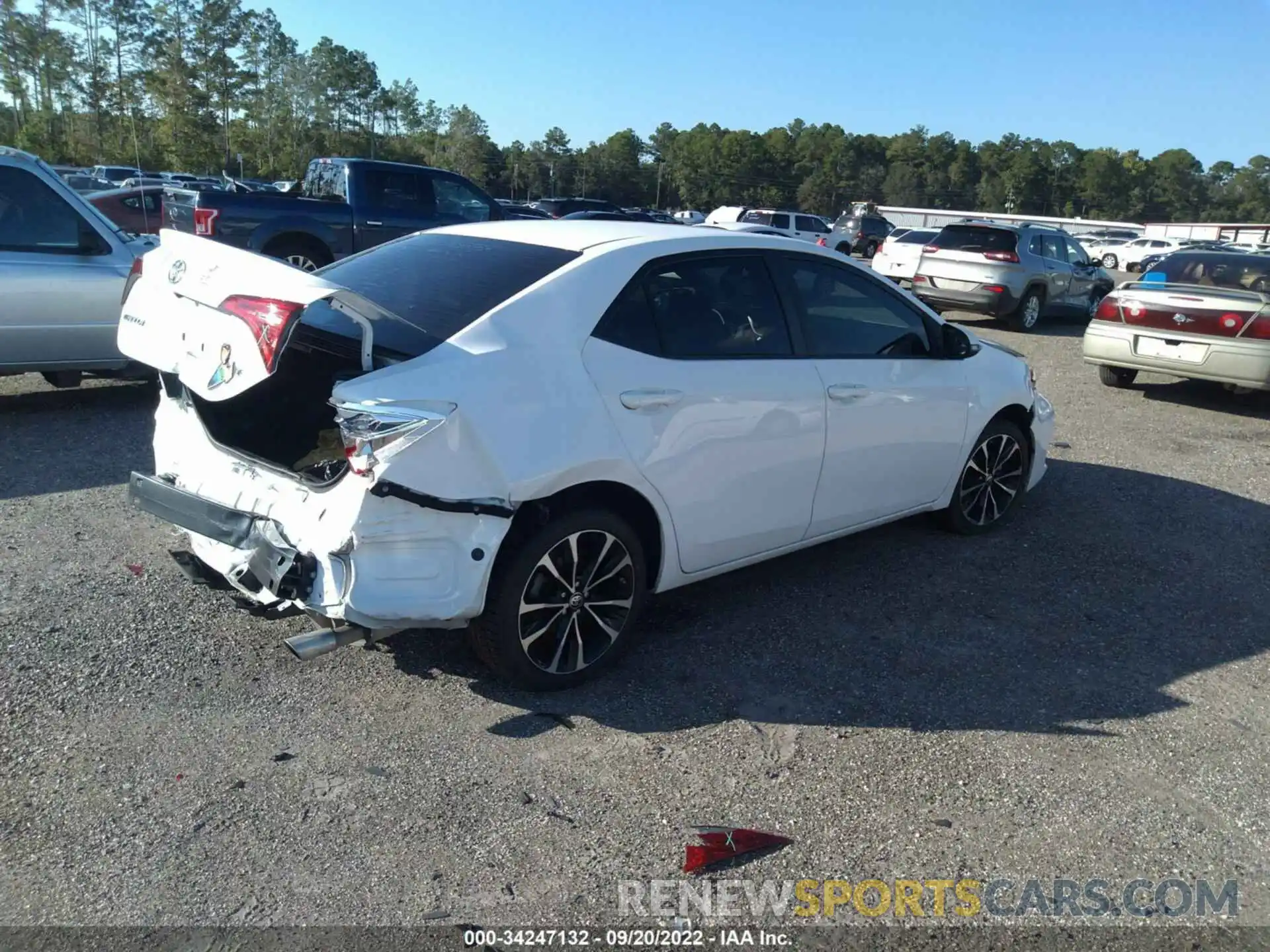 4 Photograph of a damaged car 5YFBURHE7KP917706 TOYOTA COROLLA 2019