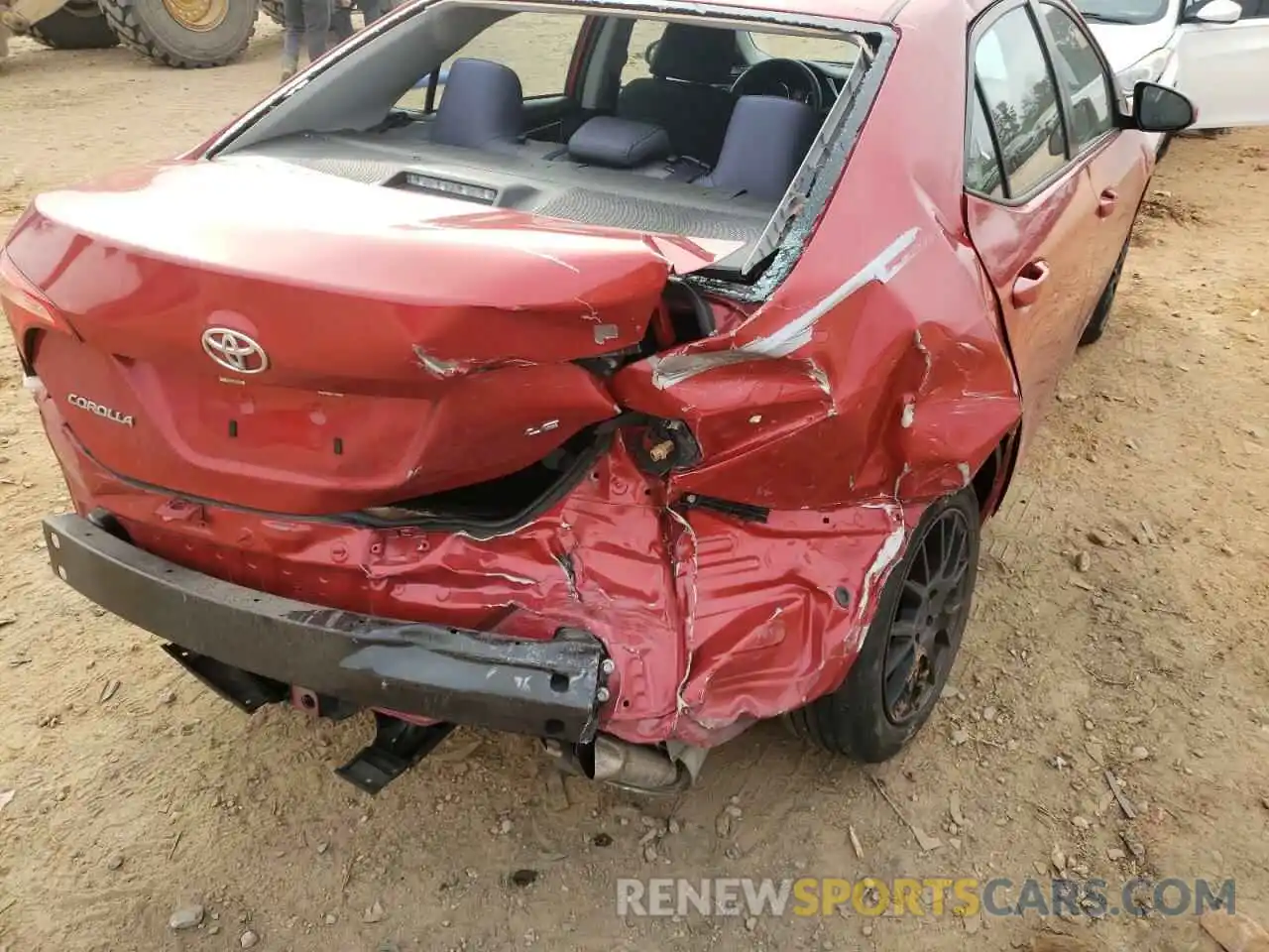 9 Photograph of a damaged car 5YFBURHE7KP918029 TOYOTA COROLLA 2019