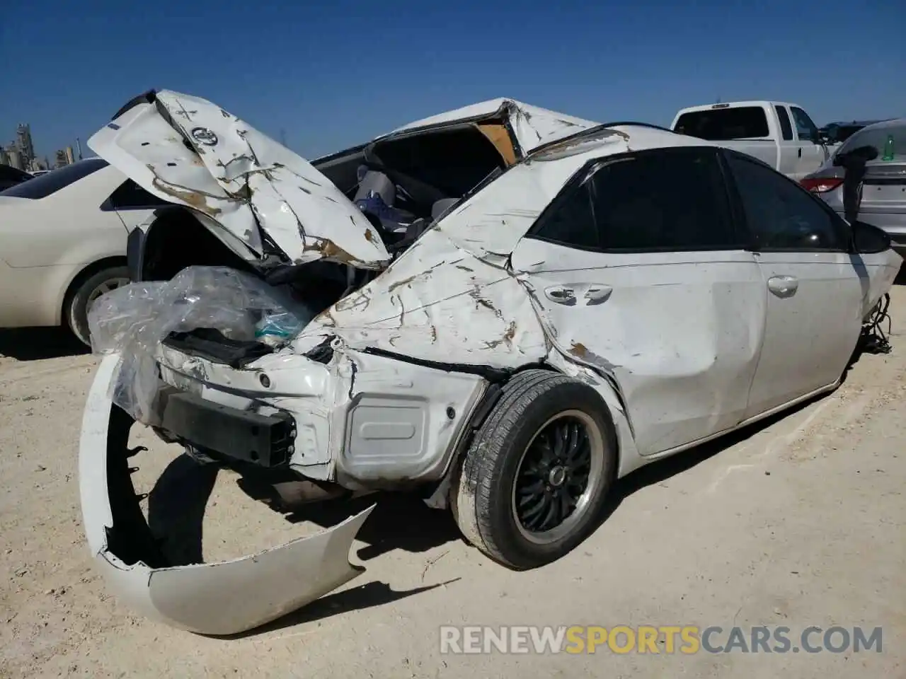 9 Photograph of a damaged car 5YFBURHE7KP918970 TOYOTA COROLLA 2019