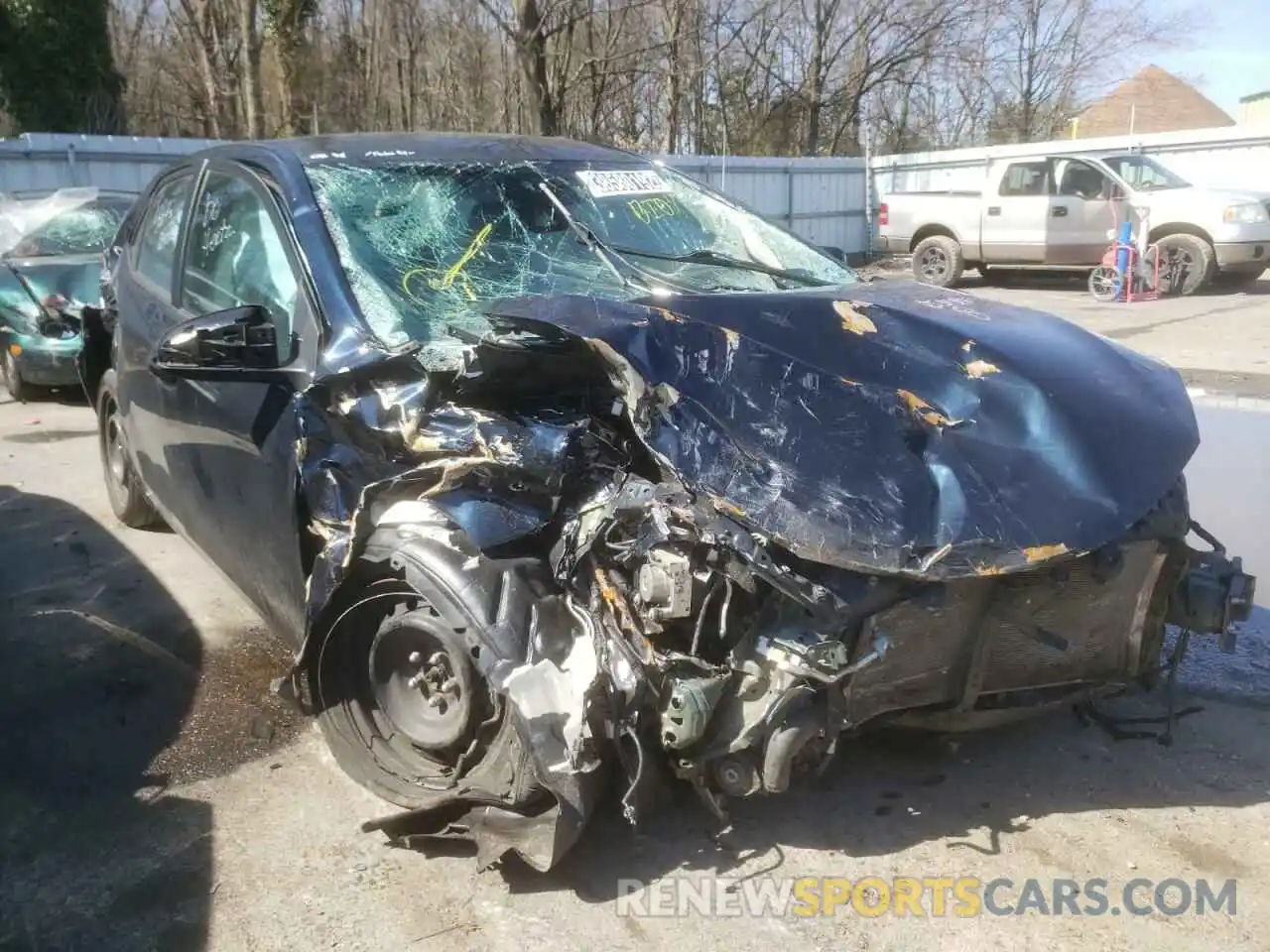 1 Photograph of a damaged car 5YFBURHE7KP919097 TOYOTA COROLLA 2019