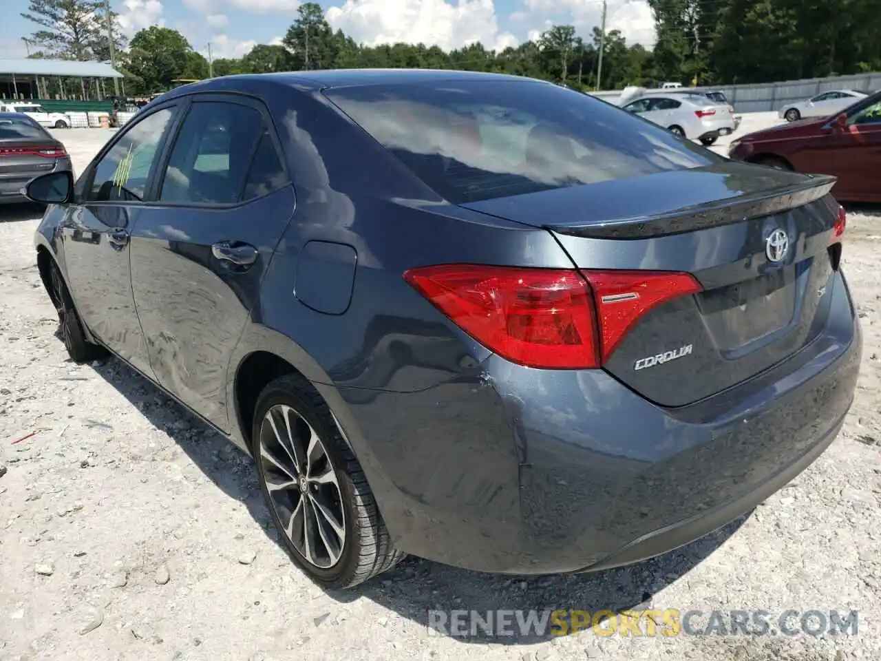 3 Photograph of a damaged car 5YFBURHE7KP919908 TOYOTA COROLLA 2019