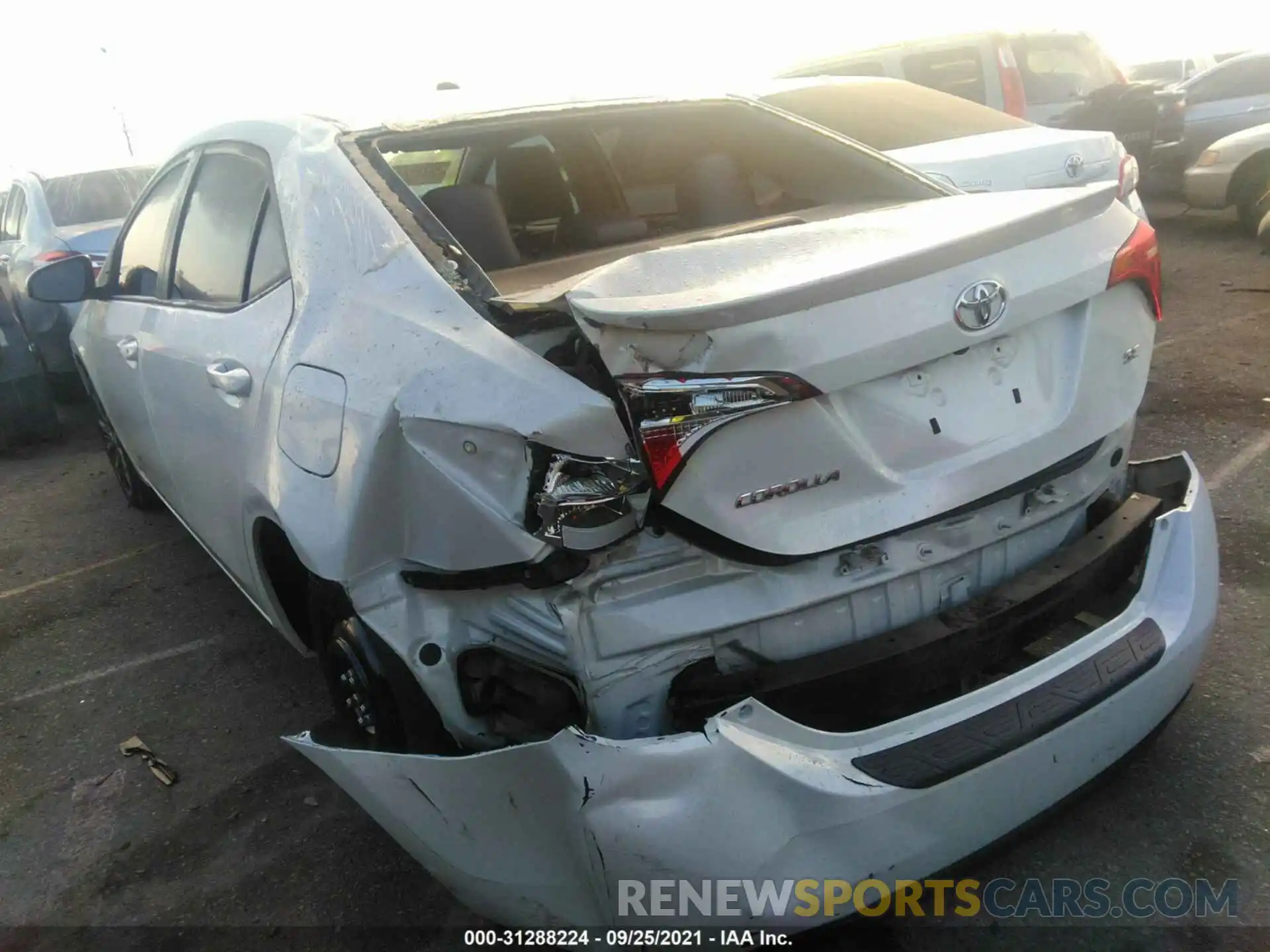 3 Photograph of a damaged car 5YFBURHE7KP920170 TOYOTA COROLLA 2019