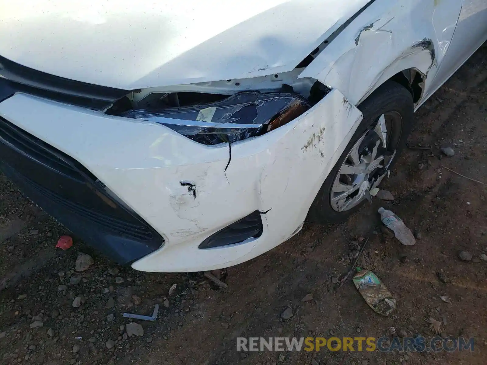 9 Photograph of a damaged car 5YFBURHE7KP922646 TOYOTA COROLLA 2019