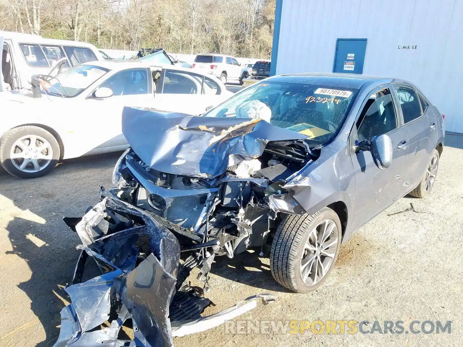 2 Photograph of a damaged car 5YFBURHE7KP923294 TOYOTA COROLLA 2019