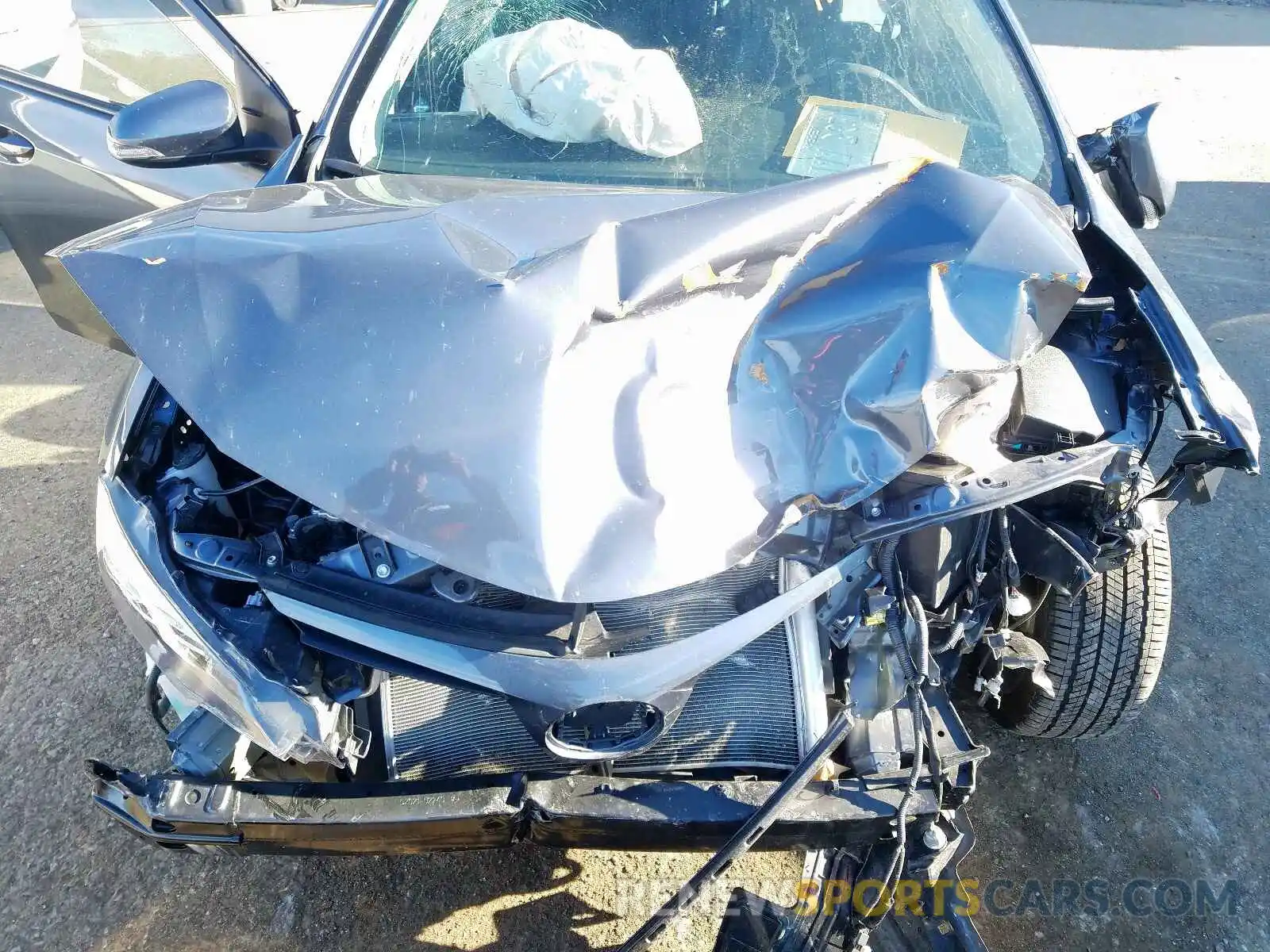 7 Photograph of a damaged car 5YFBURHE7KP923294 TOYOTA COROLLA 2019