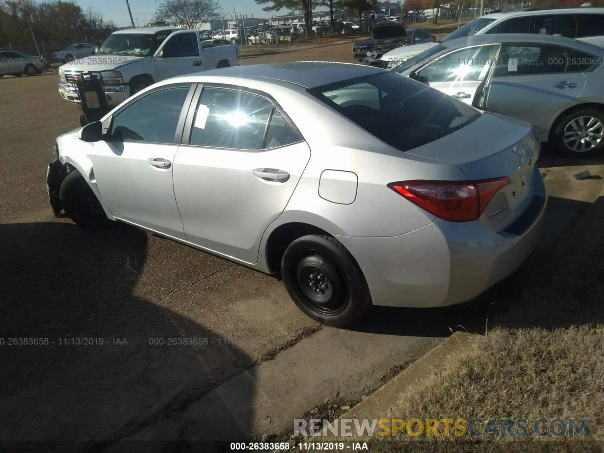 3 Photograph of a damaged car 5YFBURHE7KP923859 TOYOTA COROLLA 2019