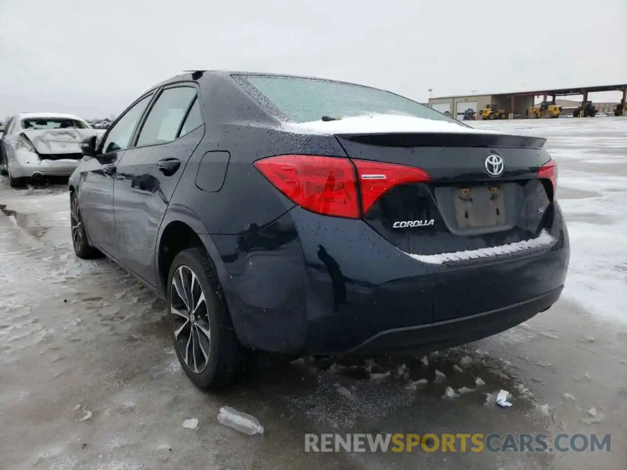 3 Photograph of a damaged car 5YFBURHE7KP923943 TOYOTA COROLLA 2019