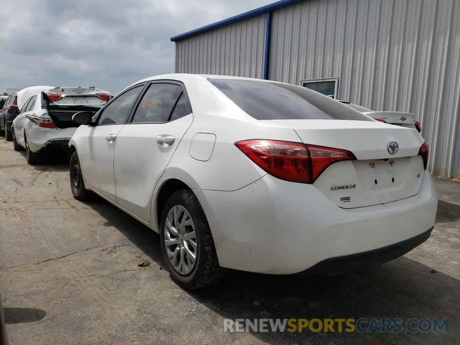 3 Photograph of a damaged car 5YFBURHE7KP924428 TOYOTA COROLLA 2019