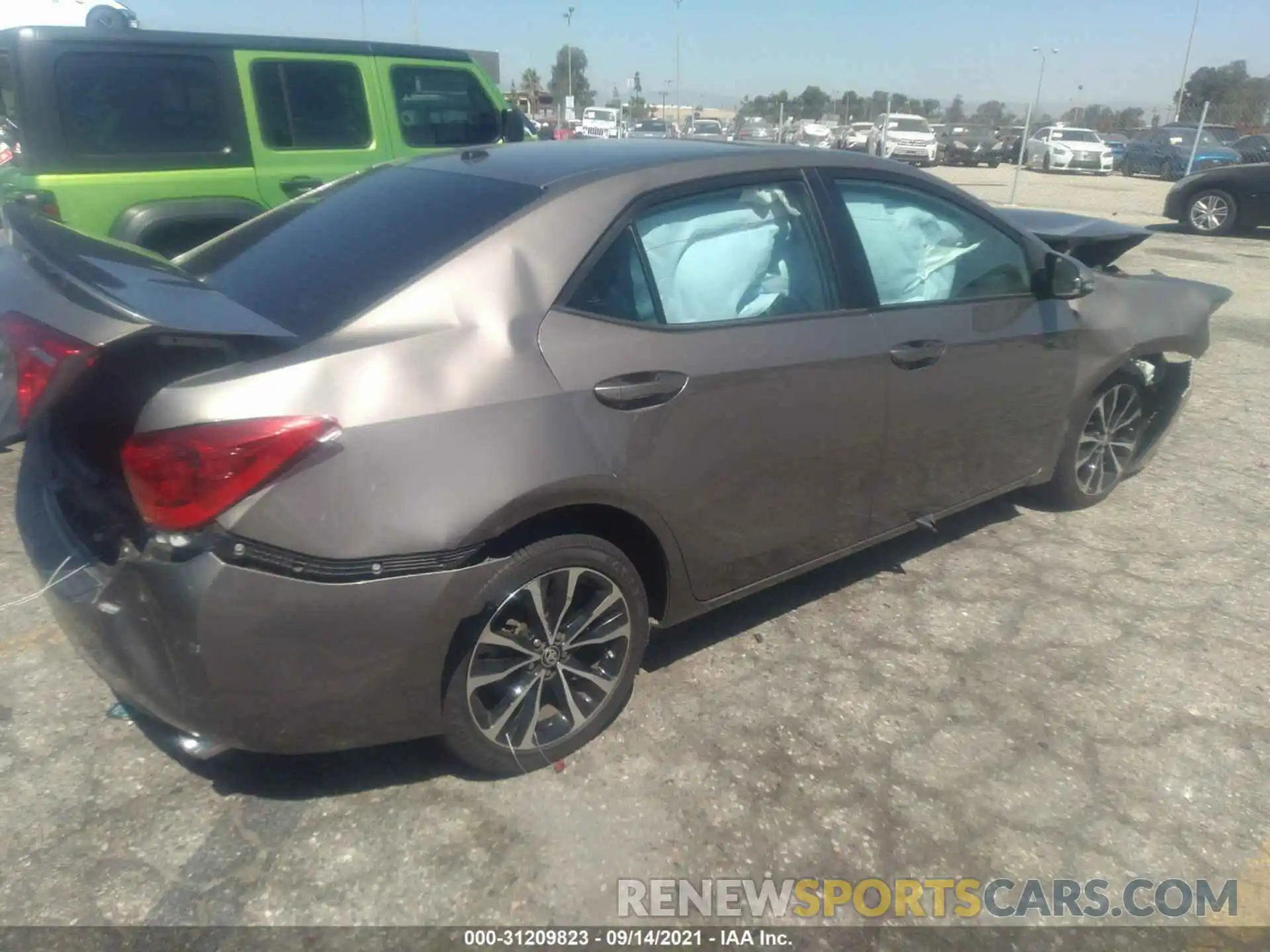 4 Photograph of a damaged car 5YFBURHE7KP924591 TOYOTA COROLLA 2019