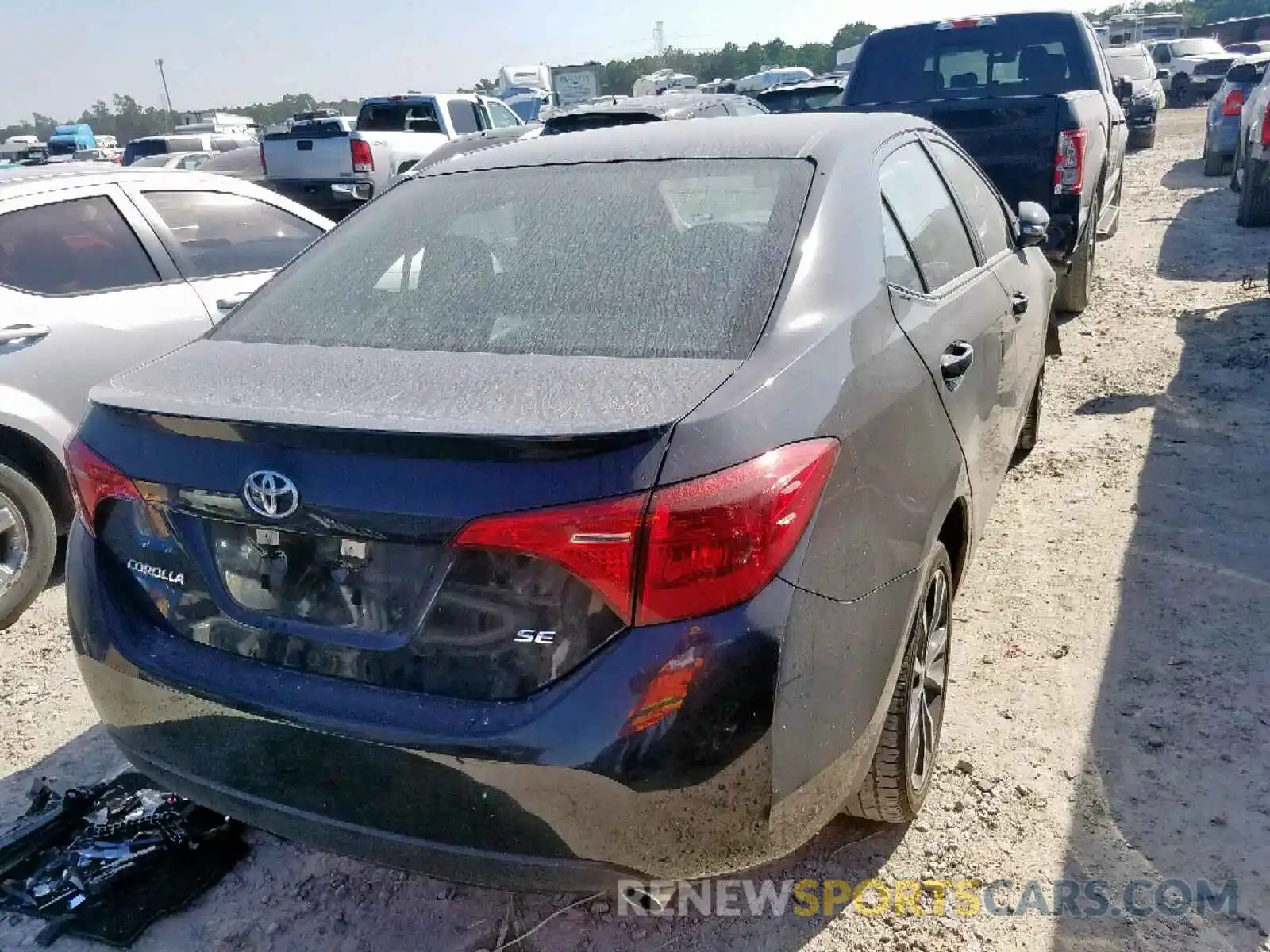 4 Photograph of a damaged car 5YFBURHE7KP924624 TOYOTA COROLLA 2019