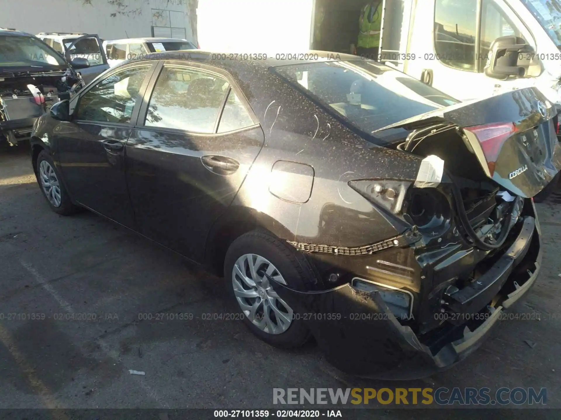 3 Photograph of a damaged car 5YFBURHE7KP924851 TOYOTA COROLLA 2019