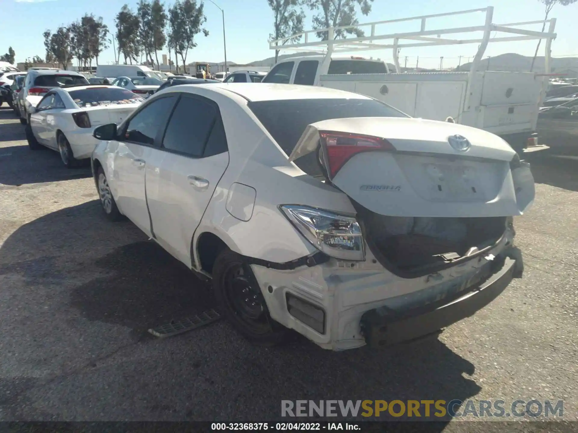 3 Photograph of a damaged car 5YFBURHE7KP925644 TOYOTA COROLLA 2019