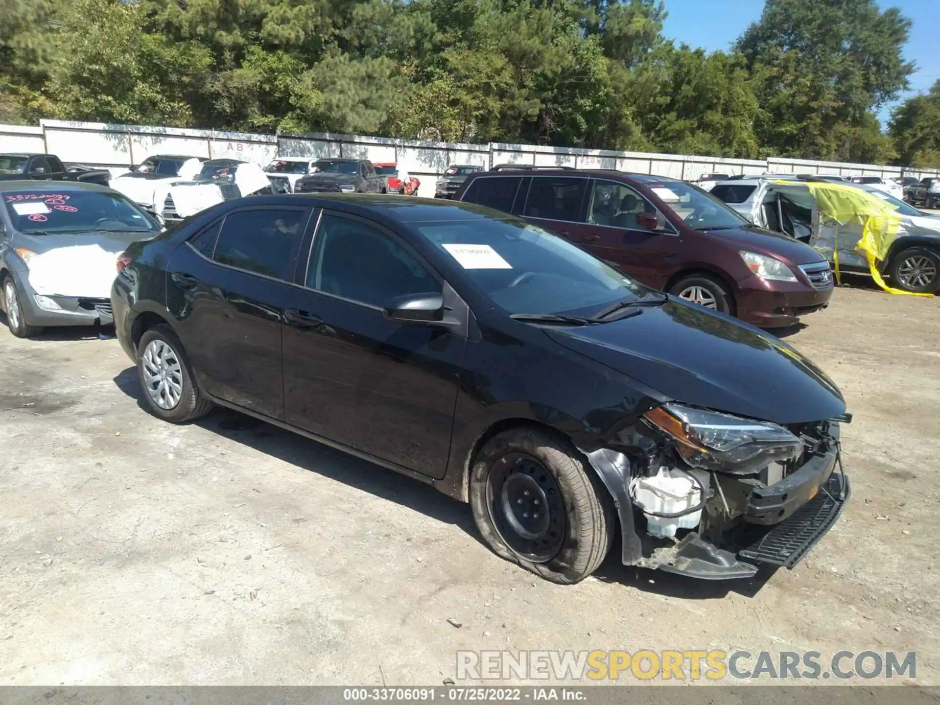 1 Photograph of a damaged car 5YFBURHE7KP926003 TOYOTA COROLLA 2019