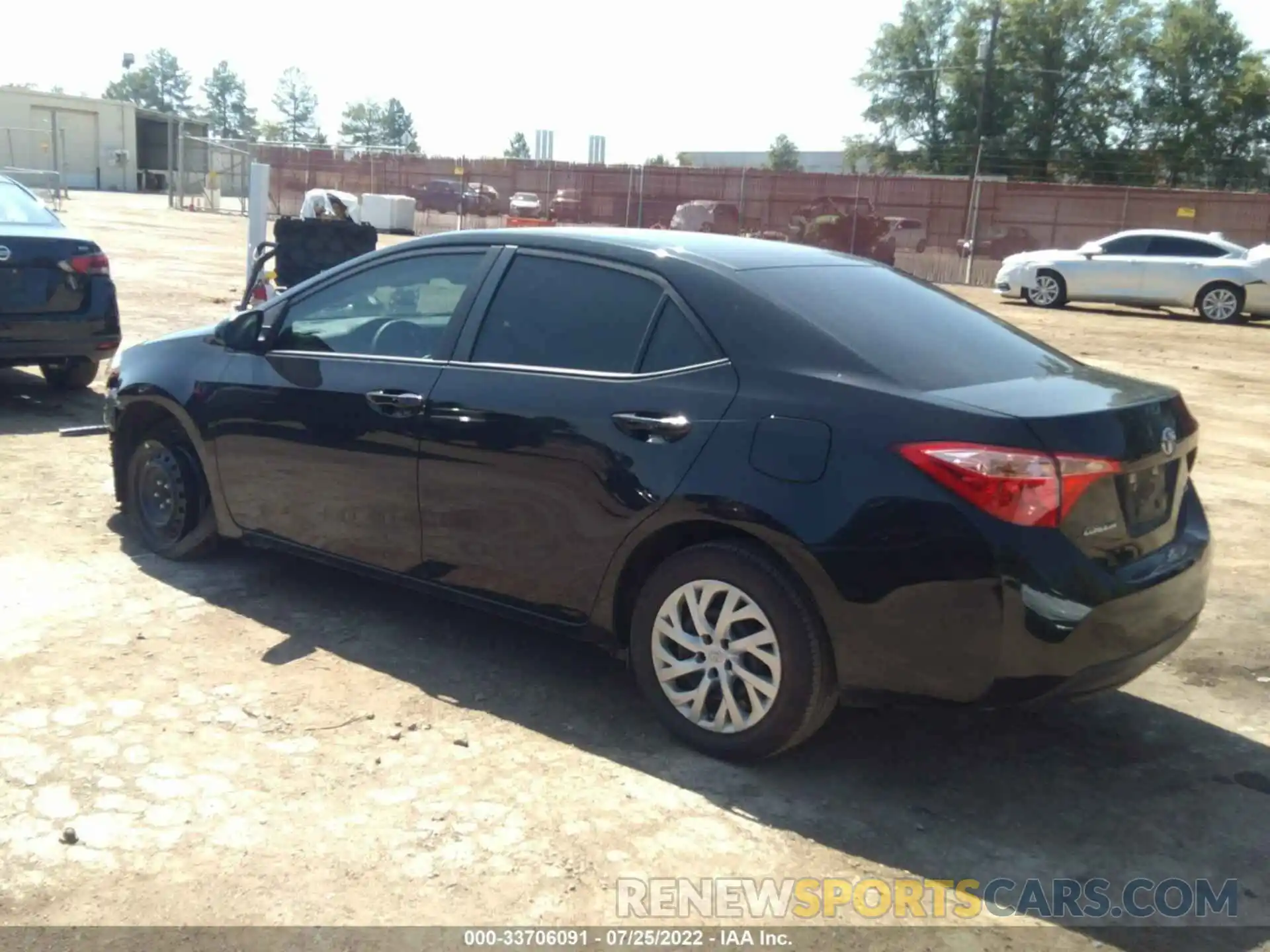 3 Photograph of a damaged car 5YFBURHE7KP926003 TOYOTA COROLLA 2019