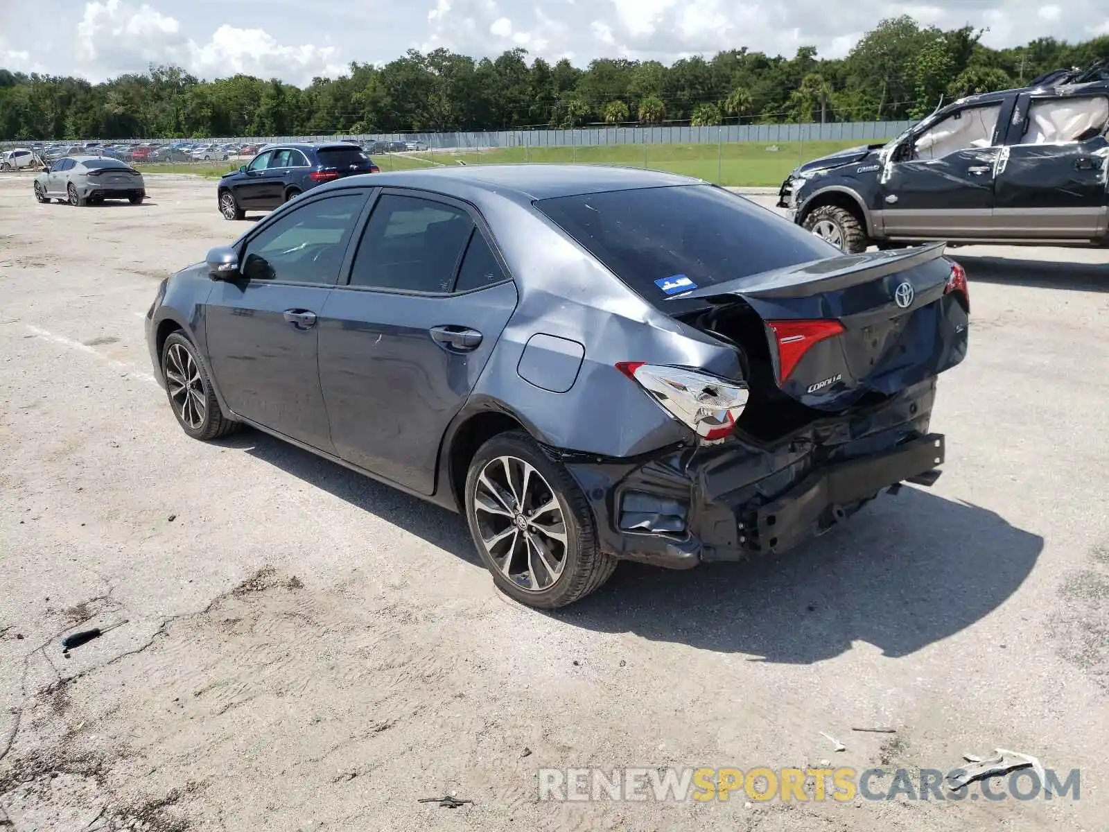 3 Photograph of a damaged car 5YFBURHE7KP926096 TOYOTA COROLLA 2019