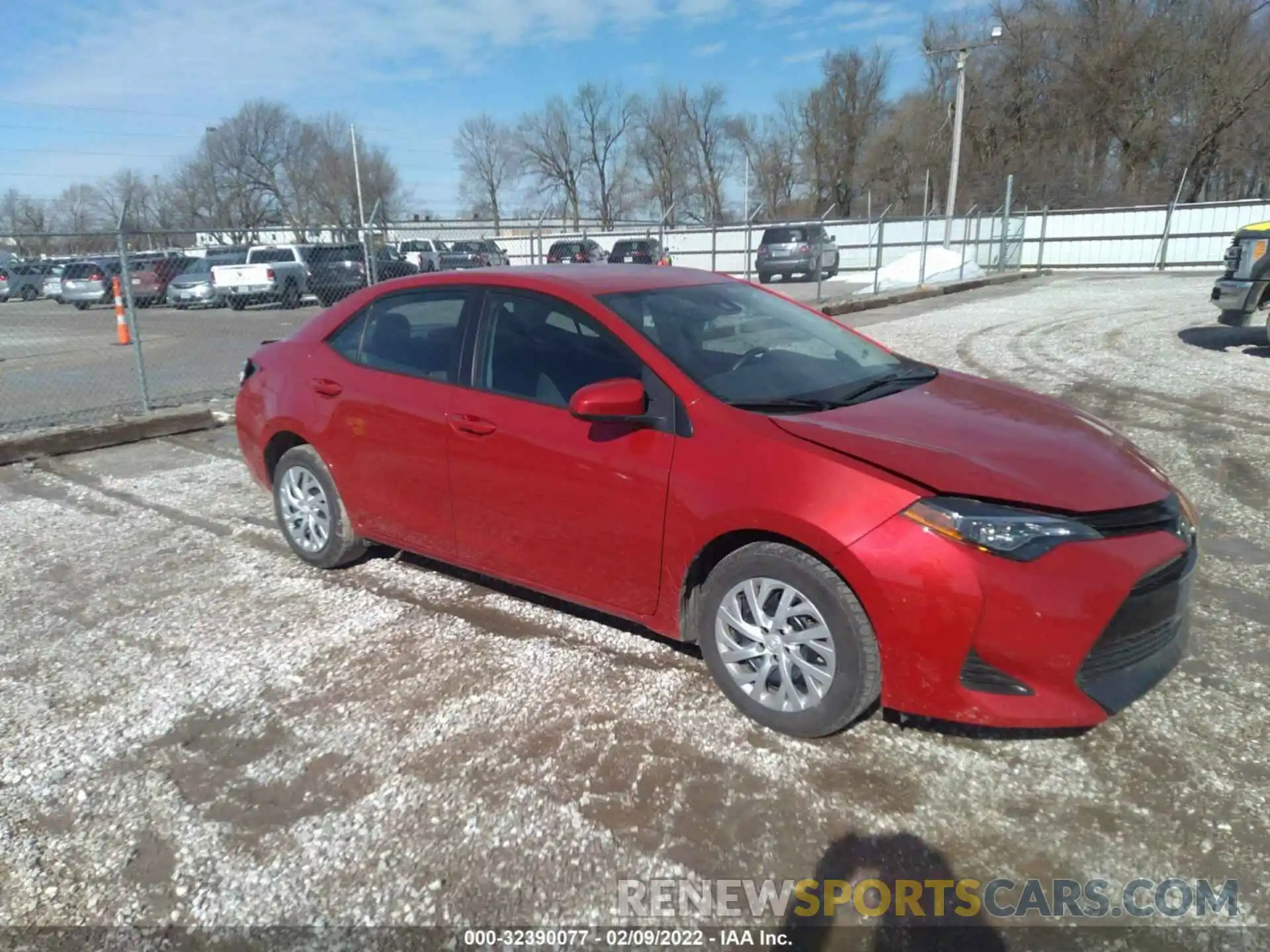 1 Photograph of a damaged car 5YFBURHE7KP926101 TOYOTA COROLLA 2019