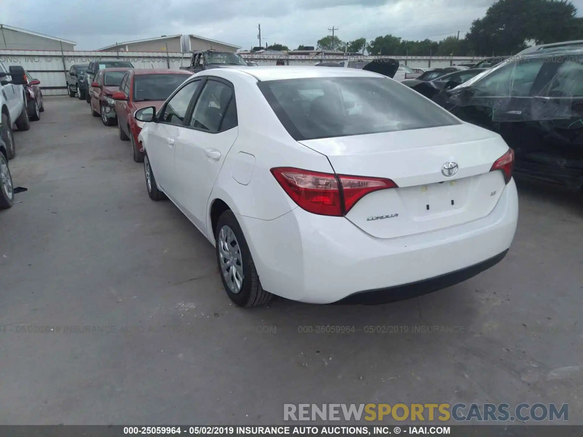 3 Photograph of a damaged car 5YFBURHE7KP927247 TOYOTA COROLLA 2019