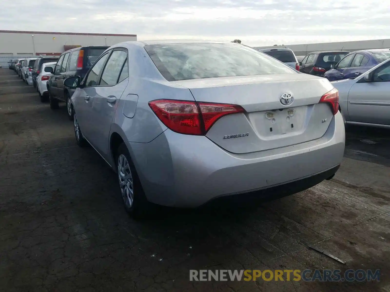 3 Photograph of a damaged car 5YFBURHE7KP927829 TOYOTA COROLLA 2019