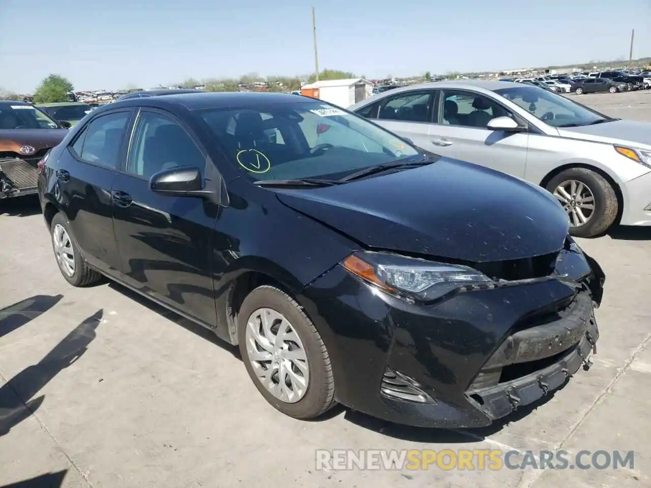 1 Photograph of a damaged car 5YFBURHE7KP927913 TOYOTA COROLLA 2019