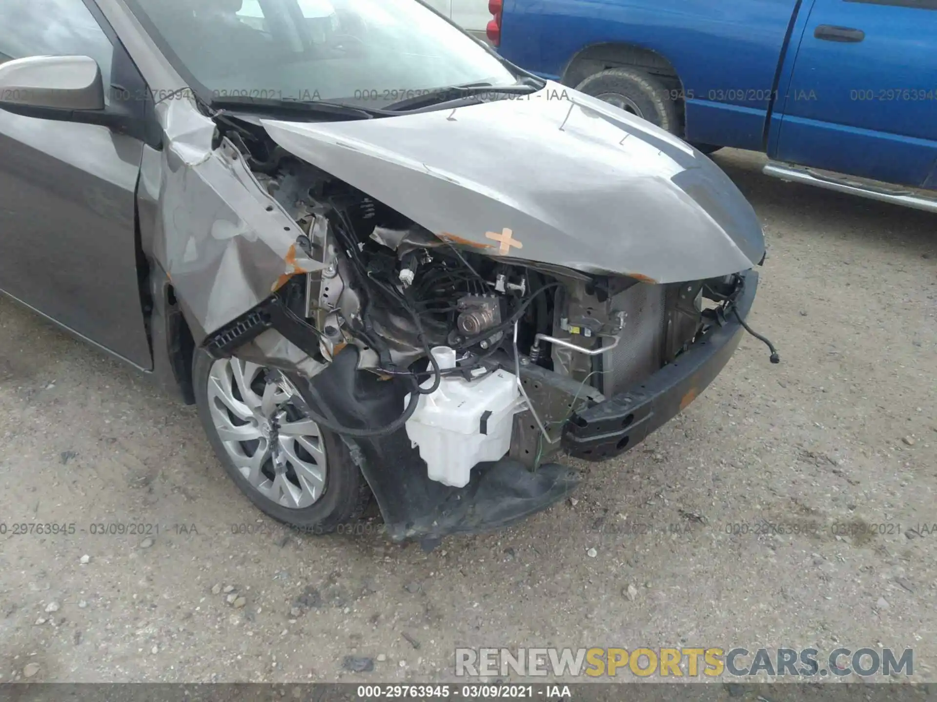 6 Фотография поврежденного автомобиля 5YFBURHE7KP928009 TOYOTA COROLLA 2019