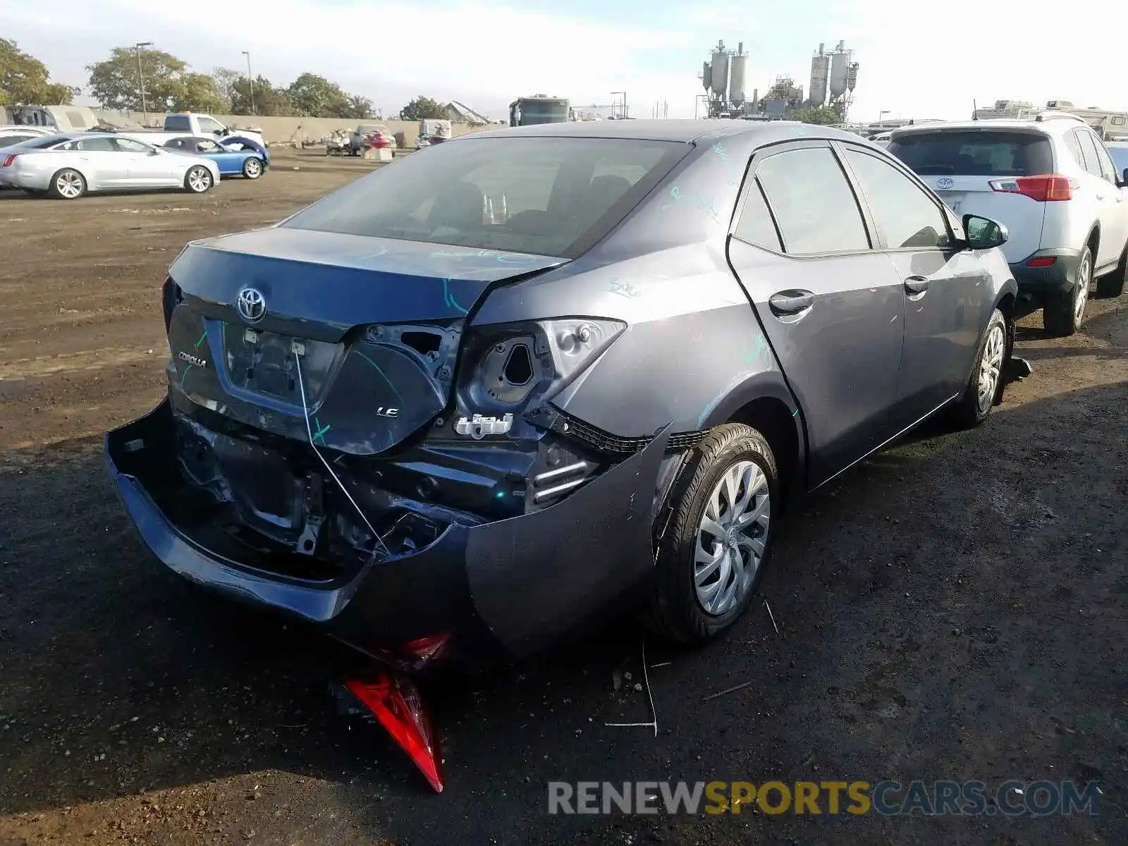 4 Photograph of a damaged car 5YFBURHE7KP928088 TOYOTA COROLLA 2019