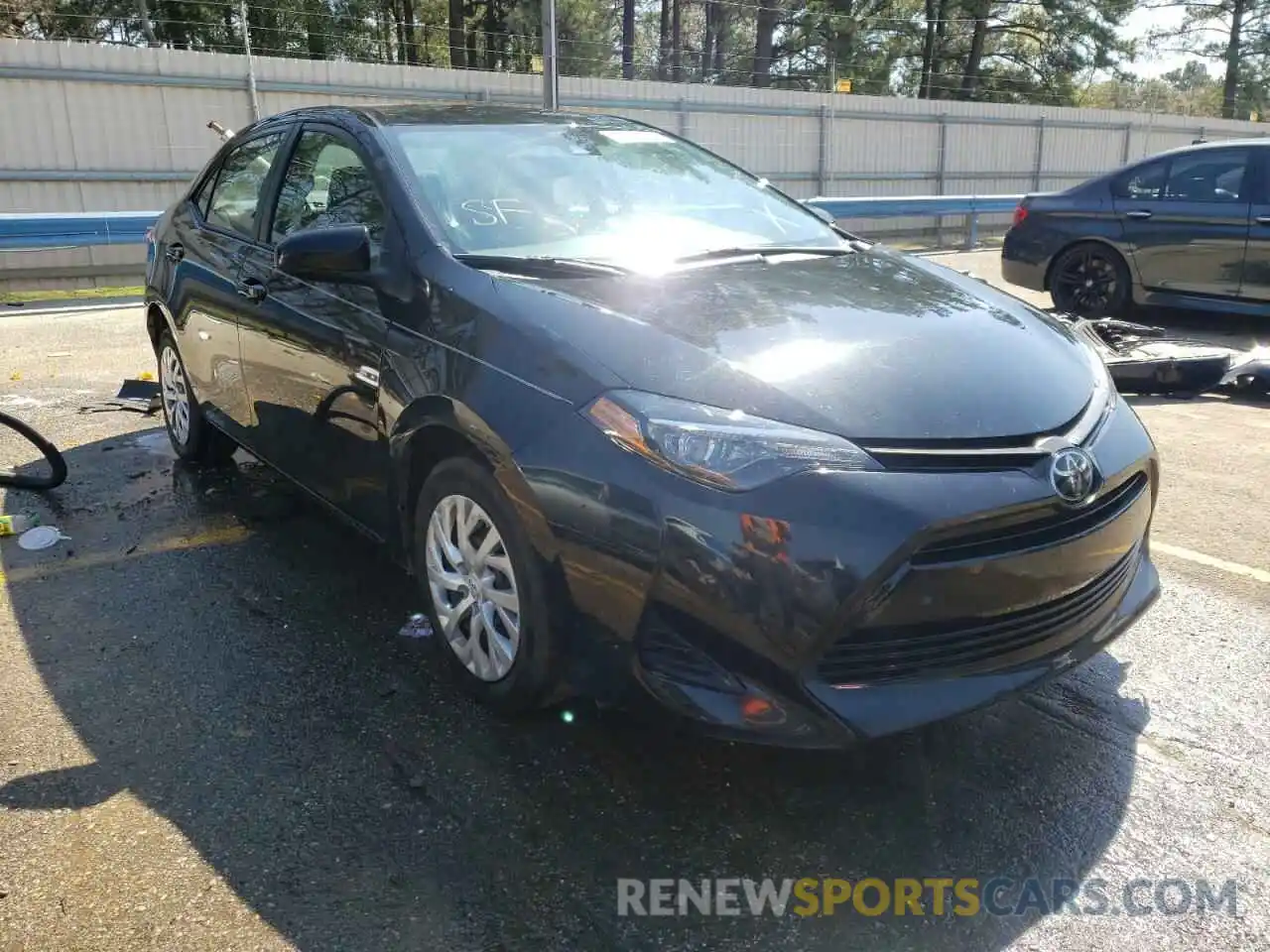 1 Photograph of a damaged car 5YFBURHE7KP928107 TOYOTA COROLLA 2019