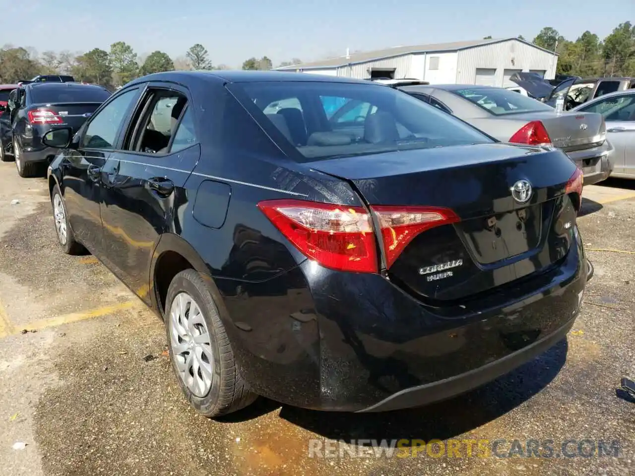 3 Photograph of a damaged car 5YFBURHE7KP928107 TOYOTA COROLLA 2019