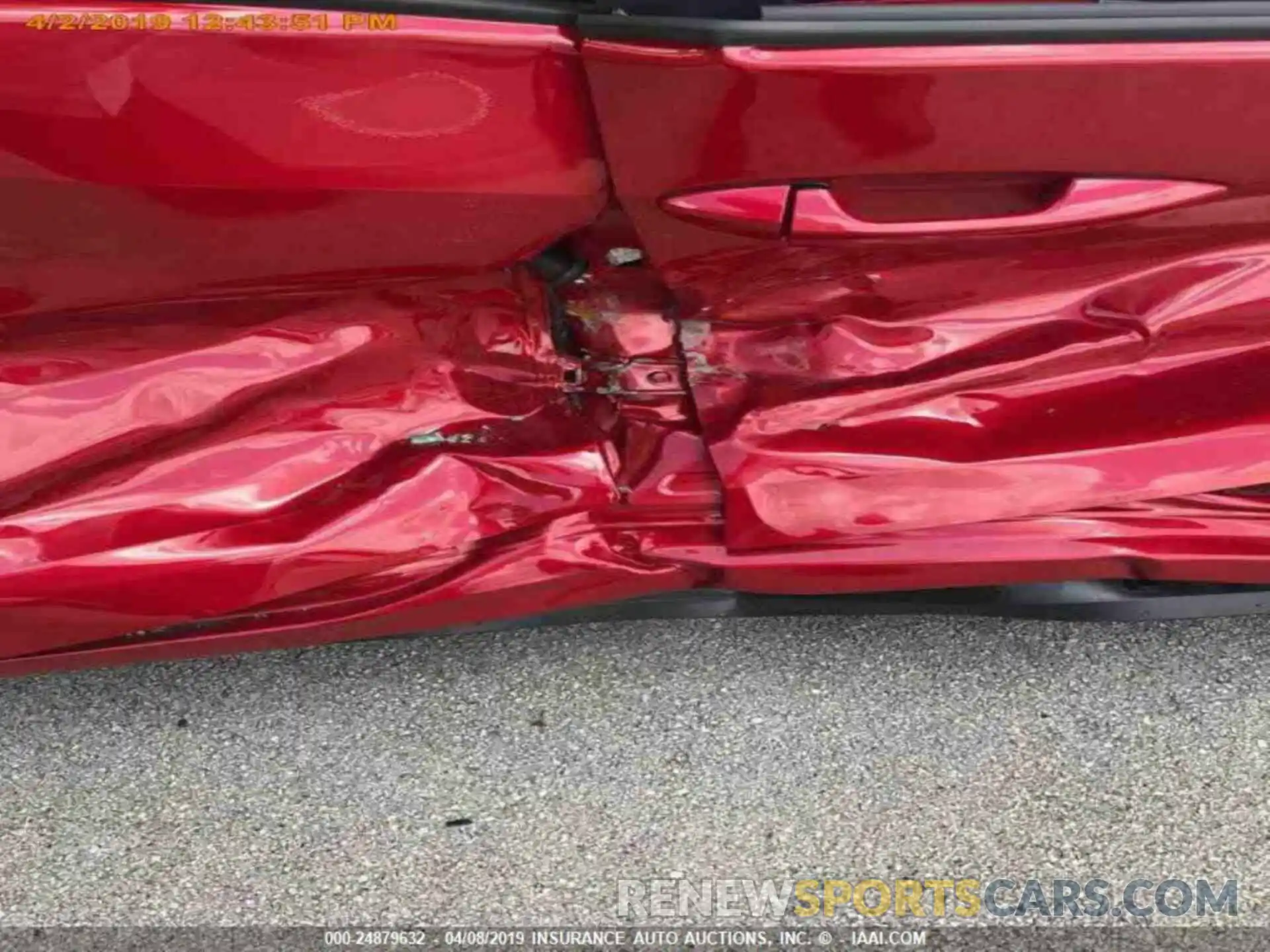 16 Photograph of a damaged car 5YFBURHE7KP930262 TOYOTA COROLLA 2019