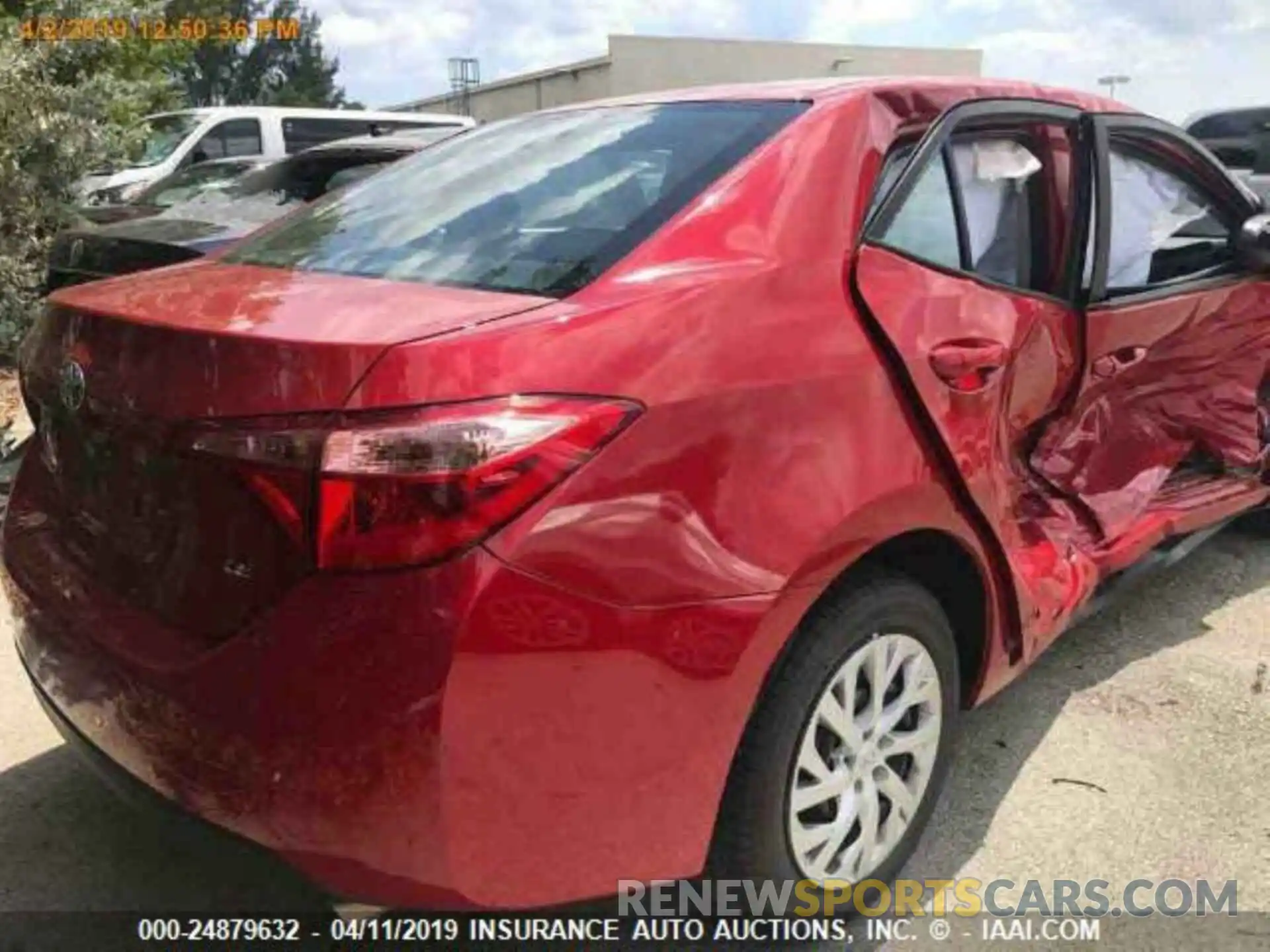 4 Photograph of a damaged car 5YFBURHE7KP930262 TOYOTA COROLLA 2019