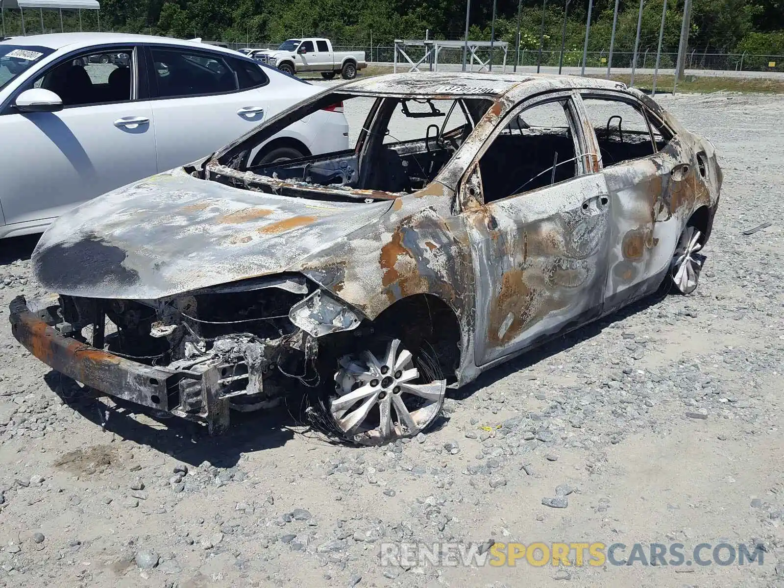 2 Photograph of a damaged car 5YFBURHE7KP930536 TOYOTA COROLLA 2019