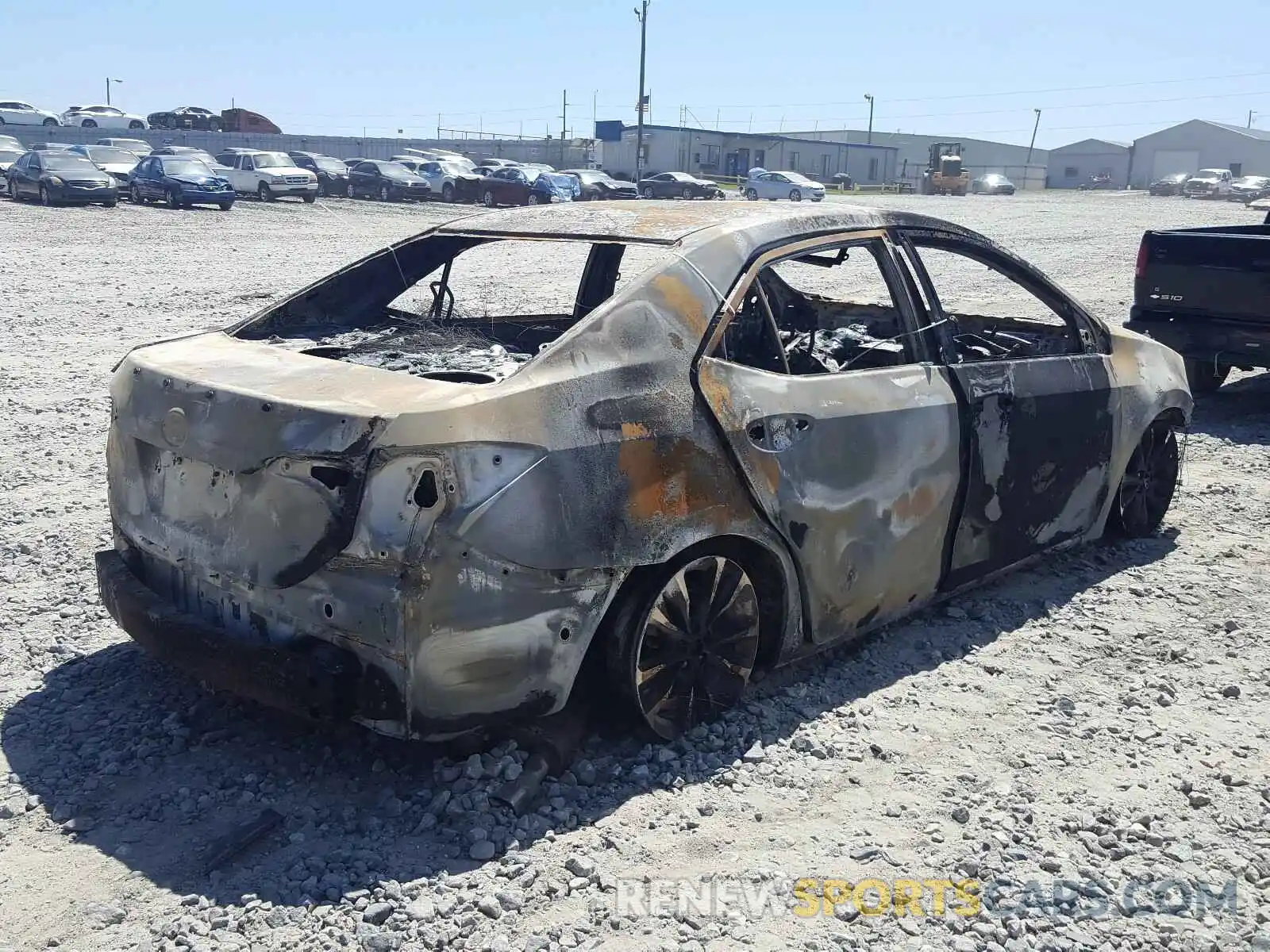 4 Photograph of a damaged car 5YFBURHE7KP930536 TOYOTA COROLLA 2019