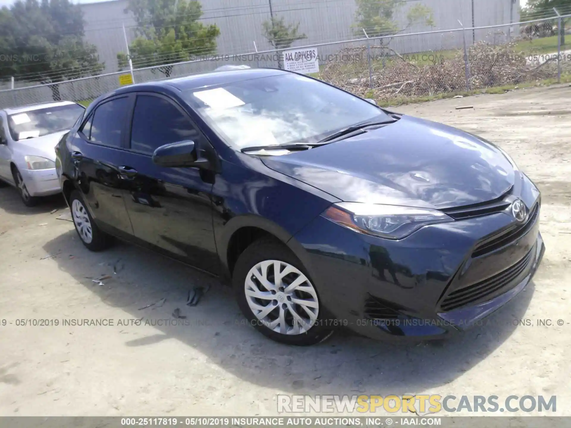 1 Photograph of a damaged car 5YFBURHE7KP930665 TOYOTA COROLLA 2019