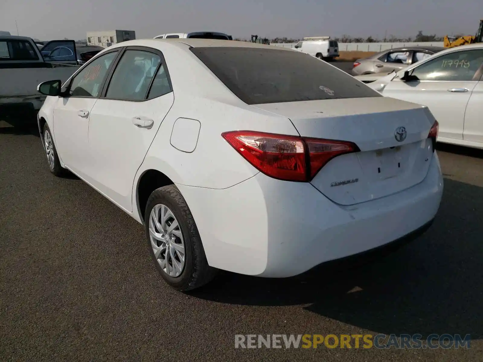 3 Photograph of a damaged car 5YFBURHE7KP931248 TOYOTA COROLLA 2019