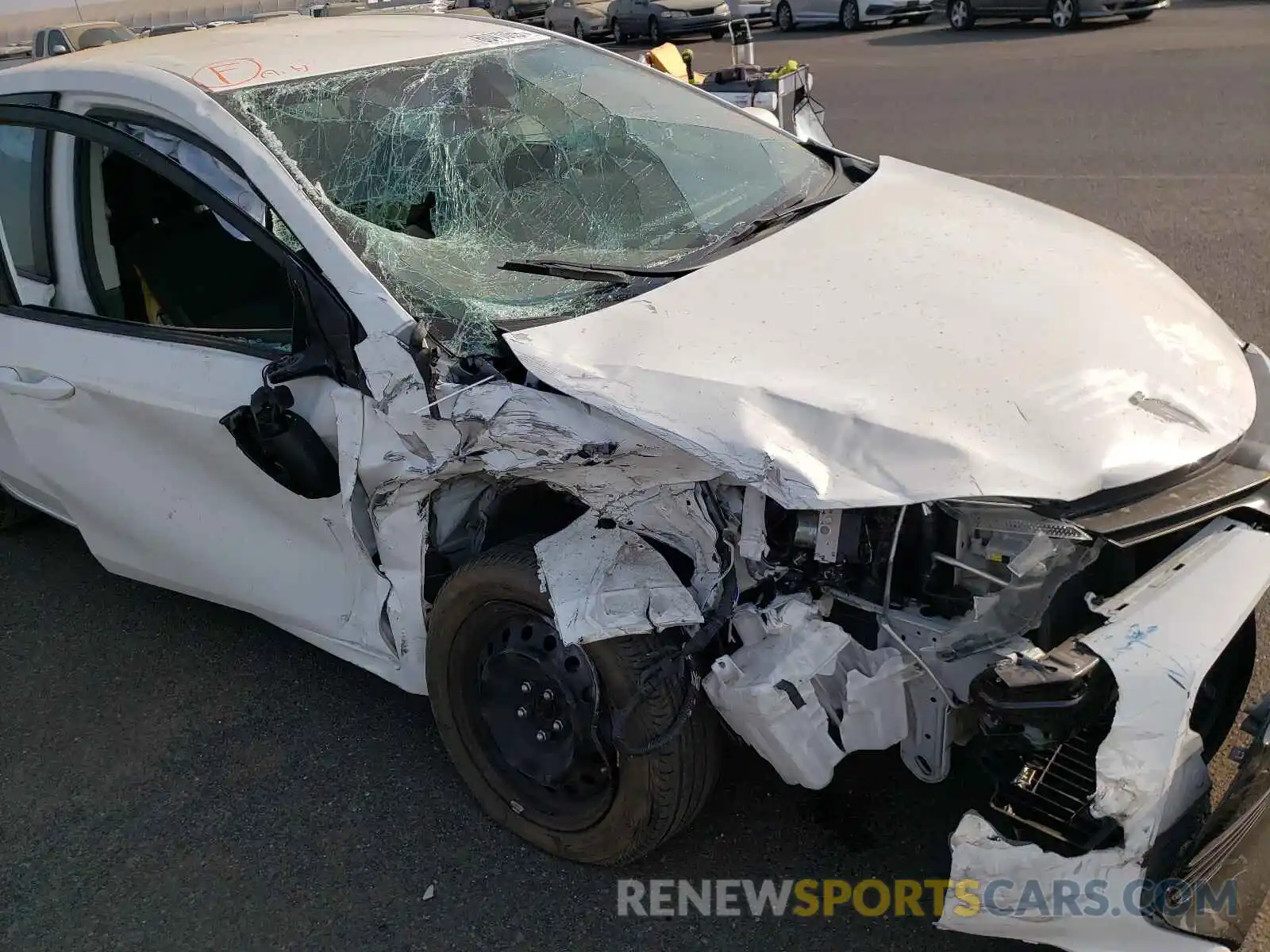 9 Photograph of a damaged car 5YFBURHE7KP931248 TOYOTA COROLLA 2019