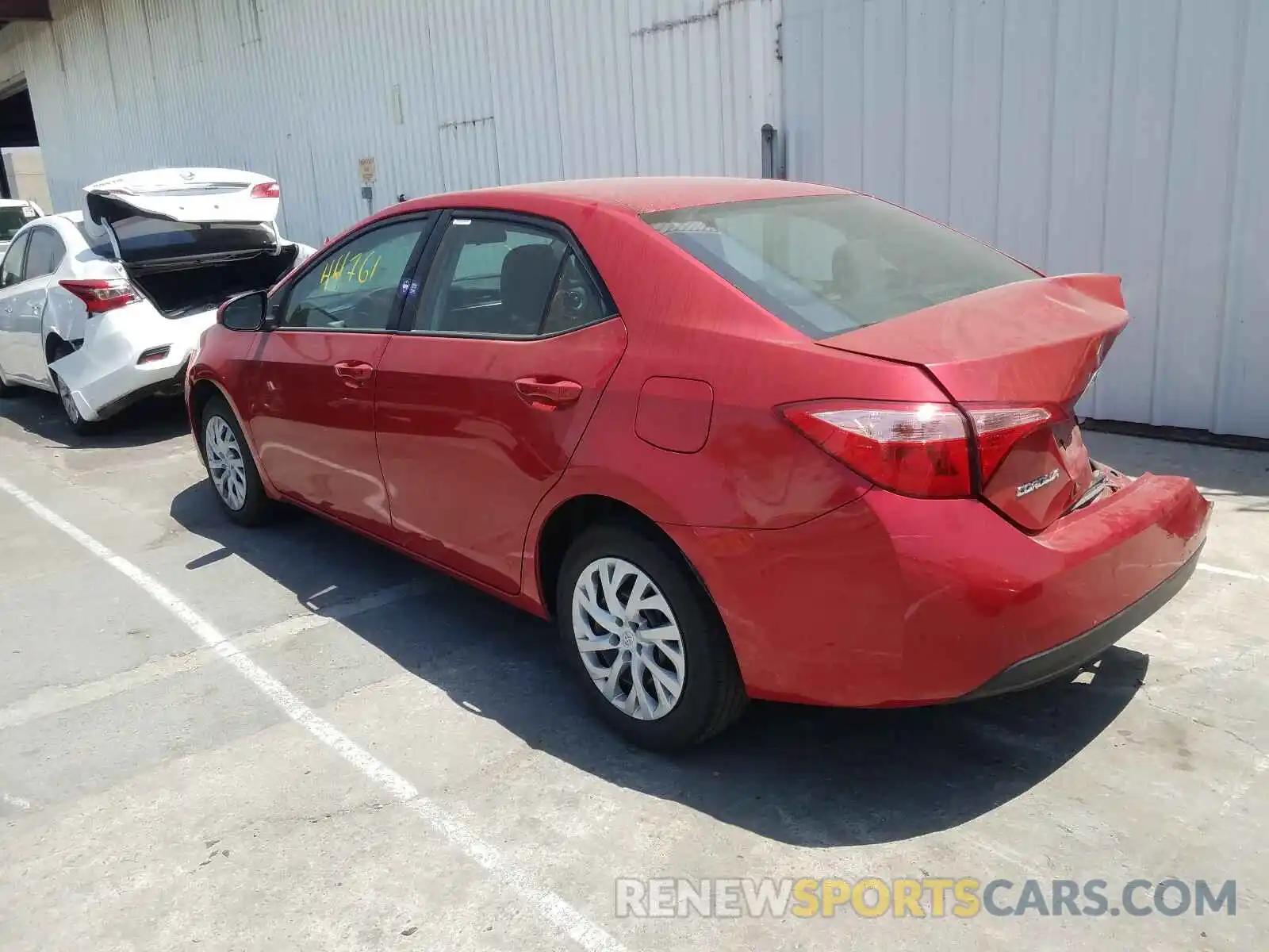 3 Photograph of a damaged car 5YFBURHE7KP931735 TOYOTA COROLLA 2019