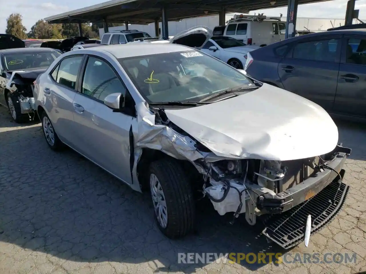 1 Photograph of a damaged car 5YFBURHE7KP932318 TOYOTA COROLLA 2019