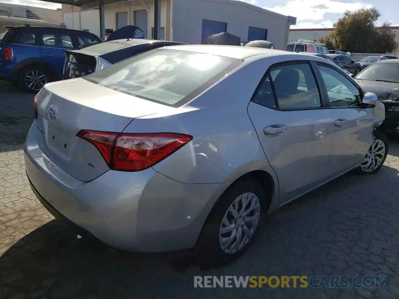 4 Photograph of a damaged car 5YFBURHE7KP932318 TOYOTA COROLLA 2019